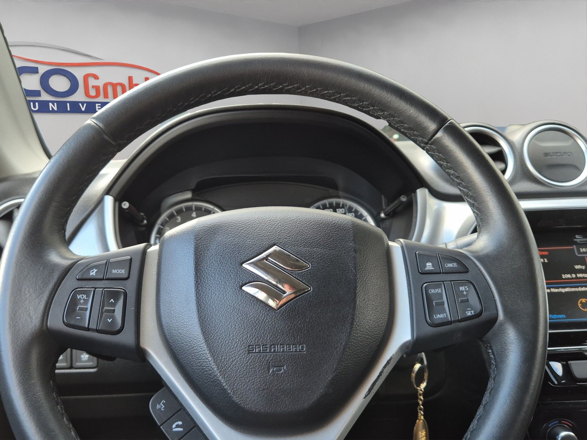 SUZUKI Vitara 1.6 Compact Top Automatic-image-8