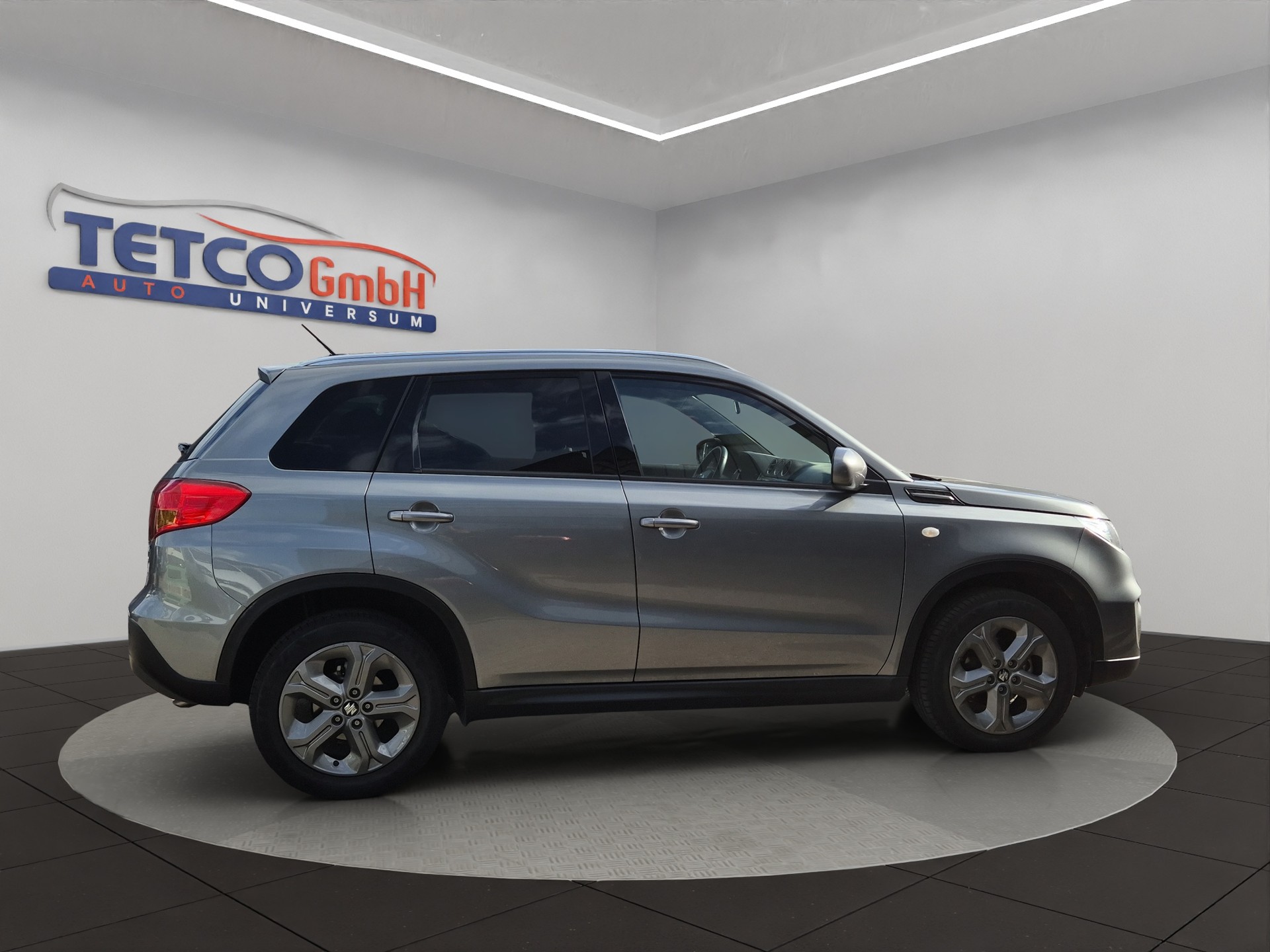 SUZUKI Vitara 1.6 Compact Top Automatic-image-6