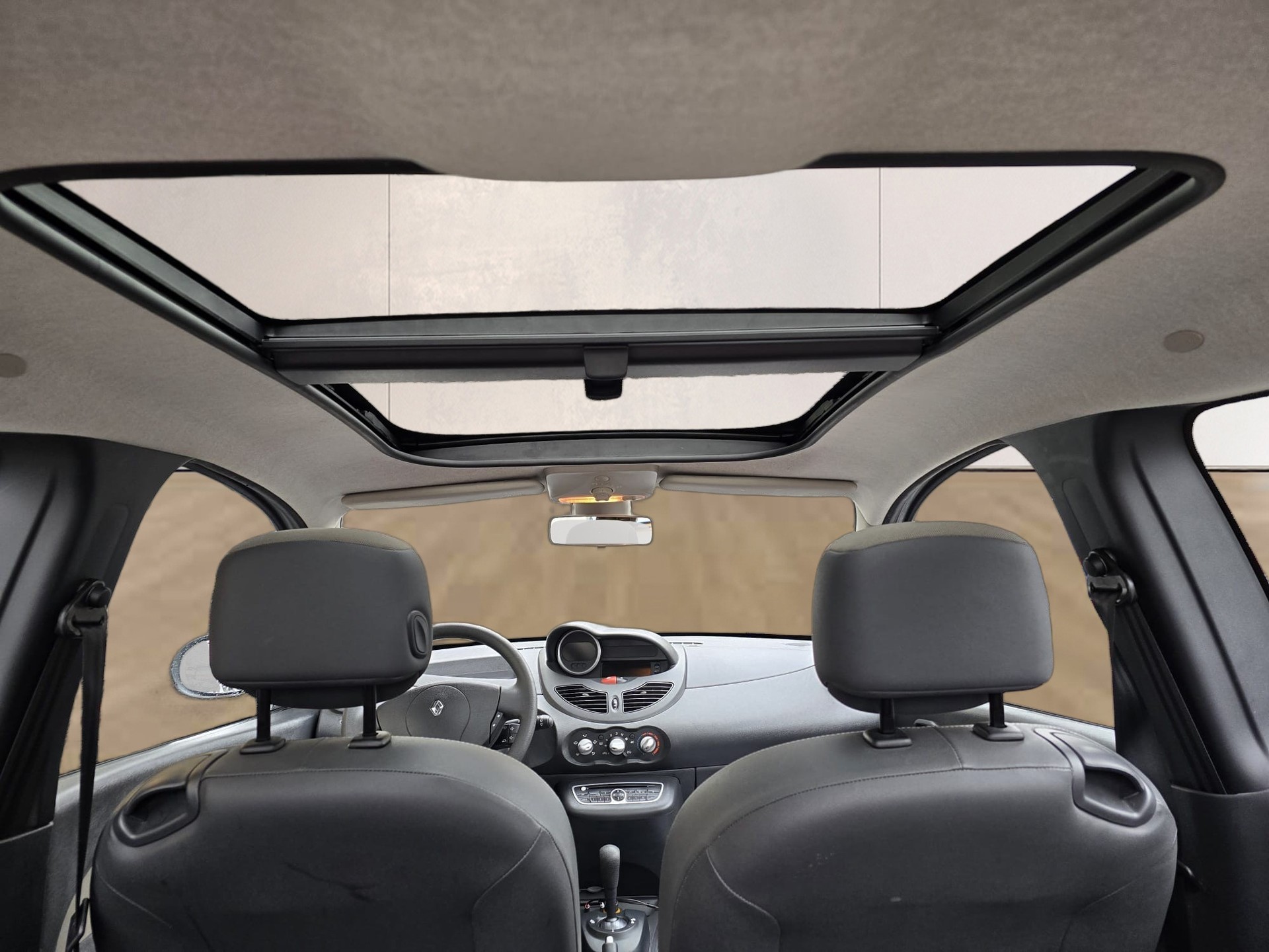 RENAULT Twingo 1.2 16V Expression Quickshift-image-9
