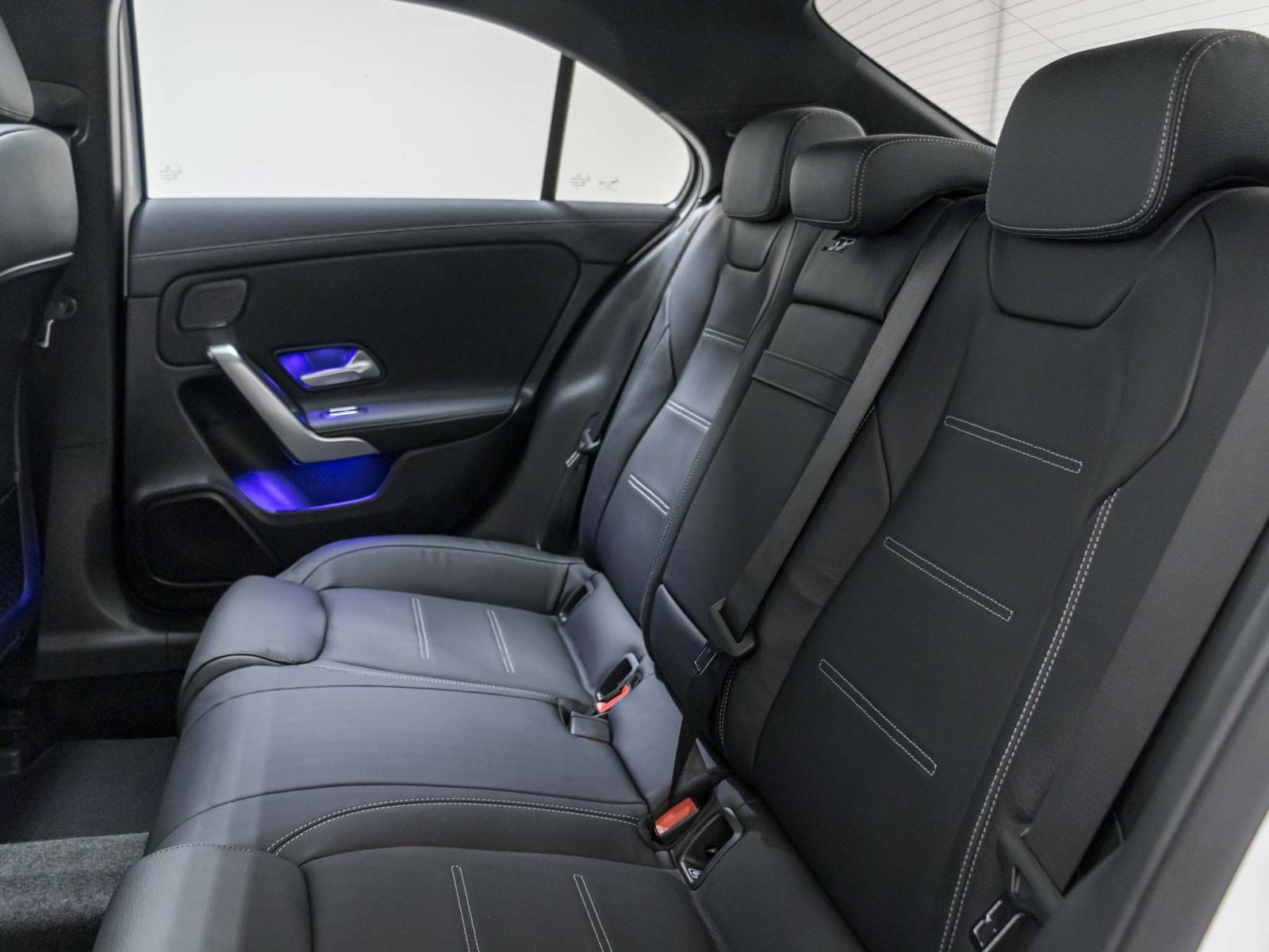MERCEDES-BENZ A 35 AMG 4MATIC+-image-8