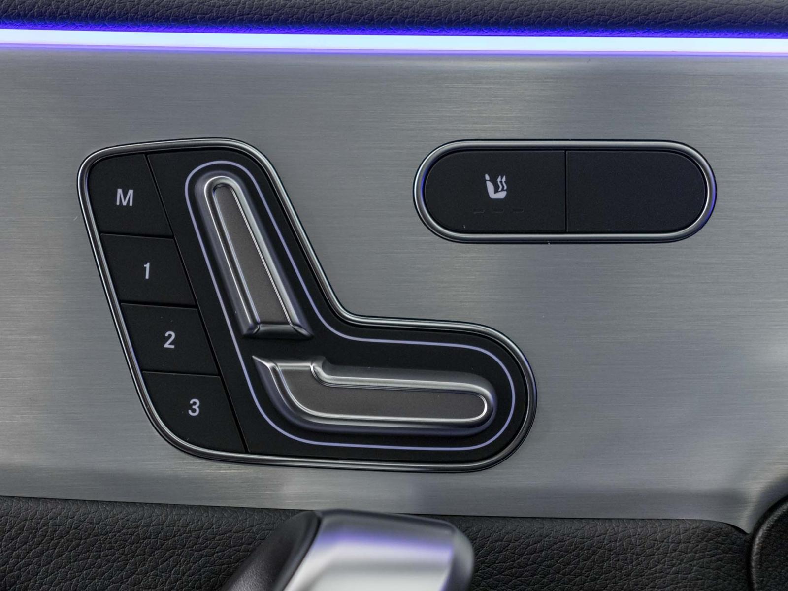 MERCEDES-BENZ A 35 AMG 4MATIC+-image-12