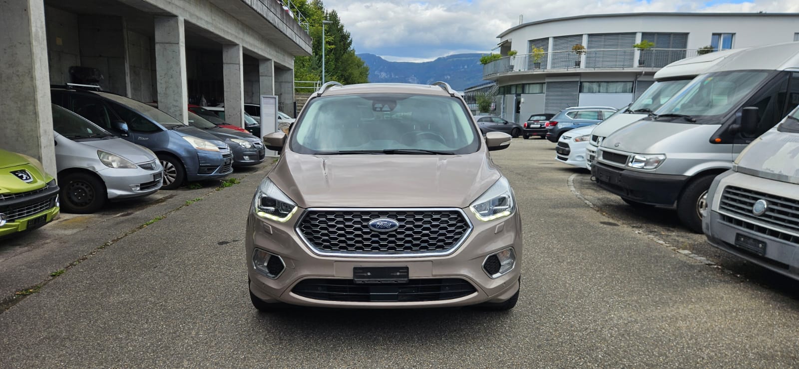 FORD Kuga 2.0 TDCi Titanium 4WD PowerShift-image-9