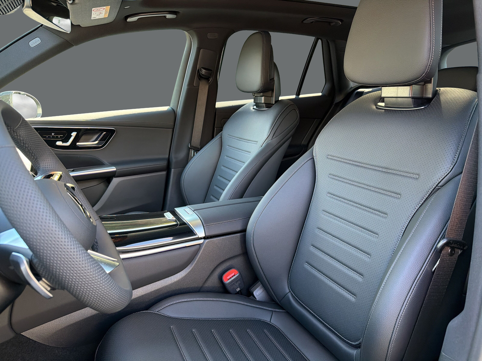 MERCEDES-BENZ GLC 300 e 4Matic EQ Star 9G-Tronic-image-8