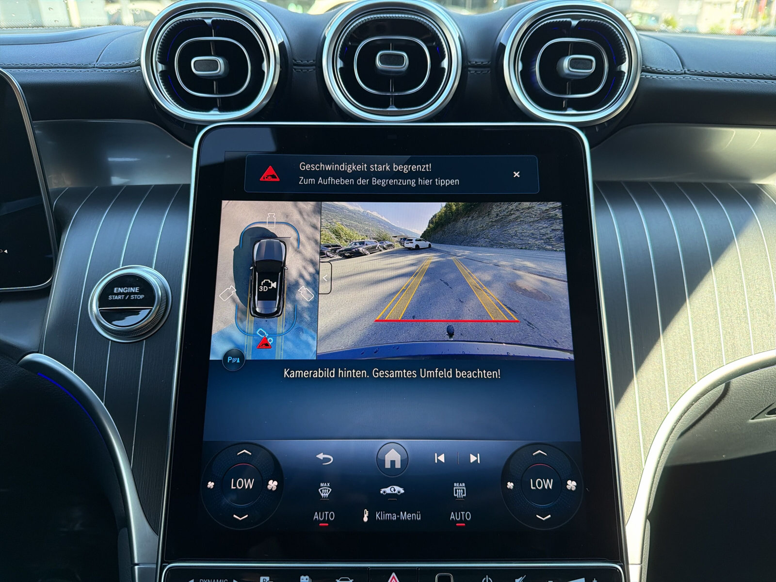 MERCEDES-BENZ GLC 300 e 4Matic EQ Star 9G-Tronic-image-23