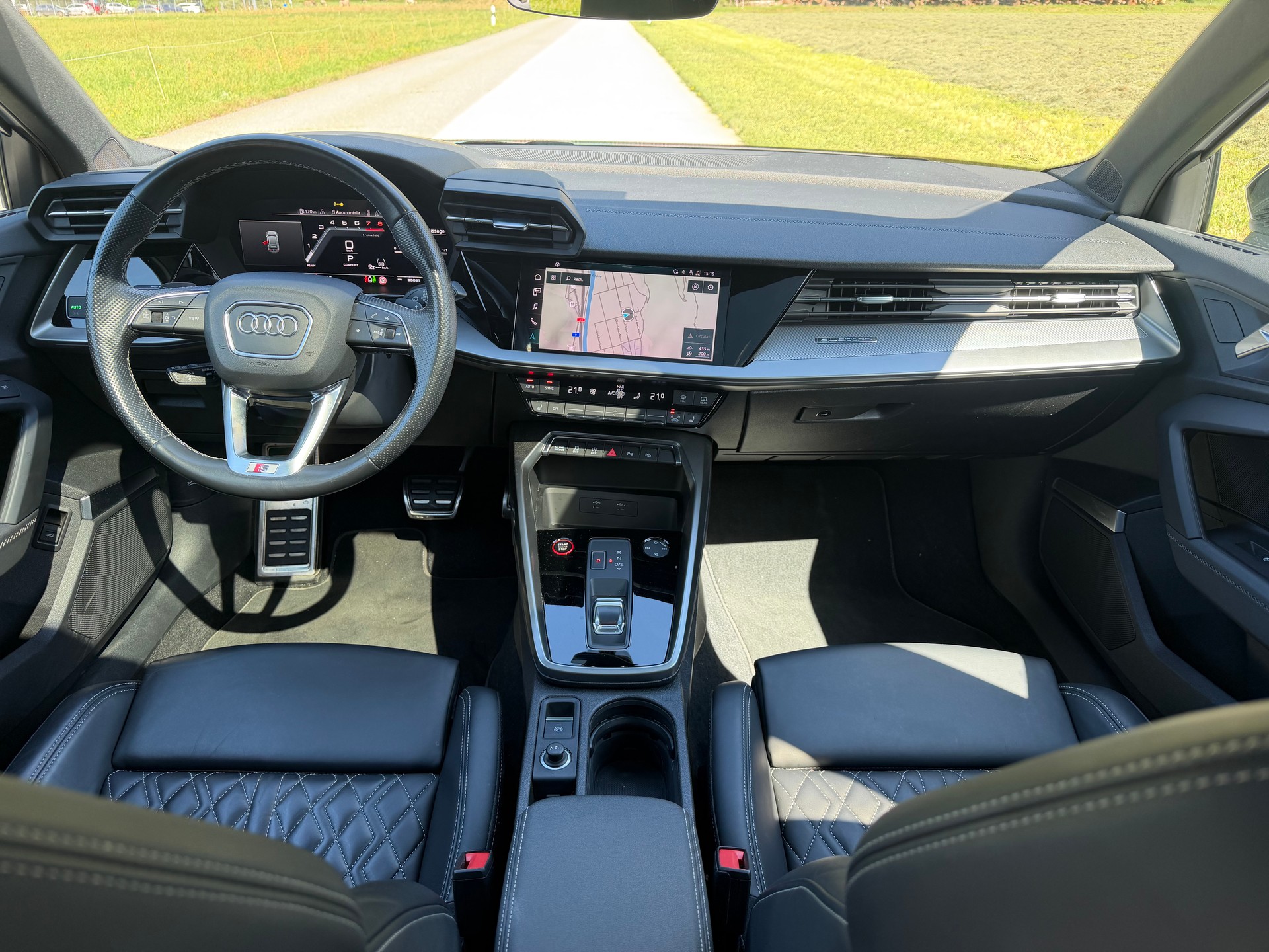 AUDI S3 Sportback 2.0 TFSI quattro S-tronic-image-5