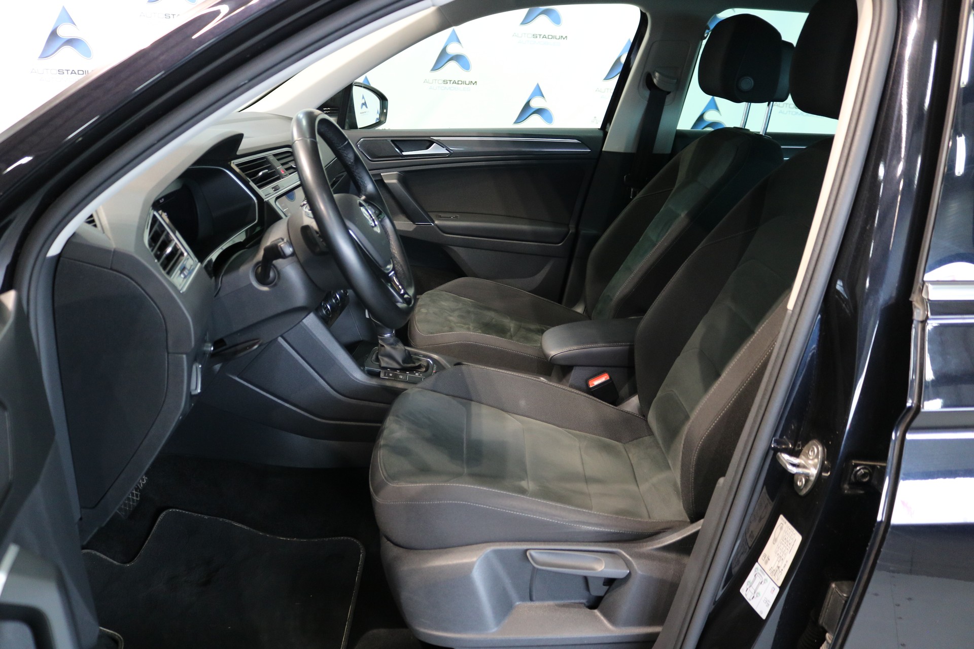 VW Tiguan 2.0TSI Highline 4Motion DSG-image-42