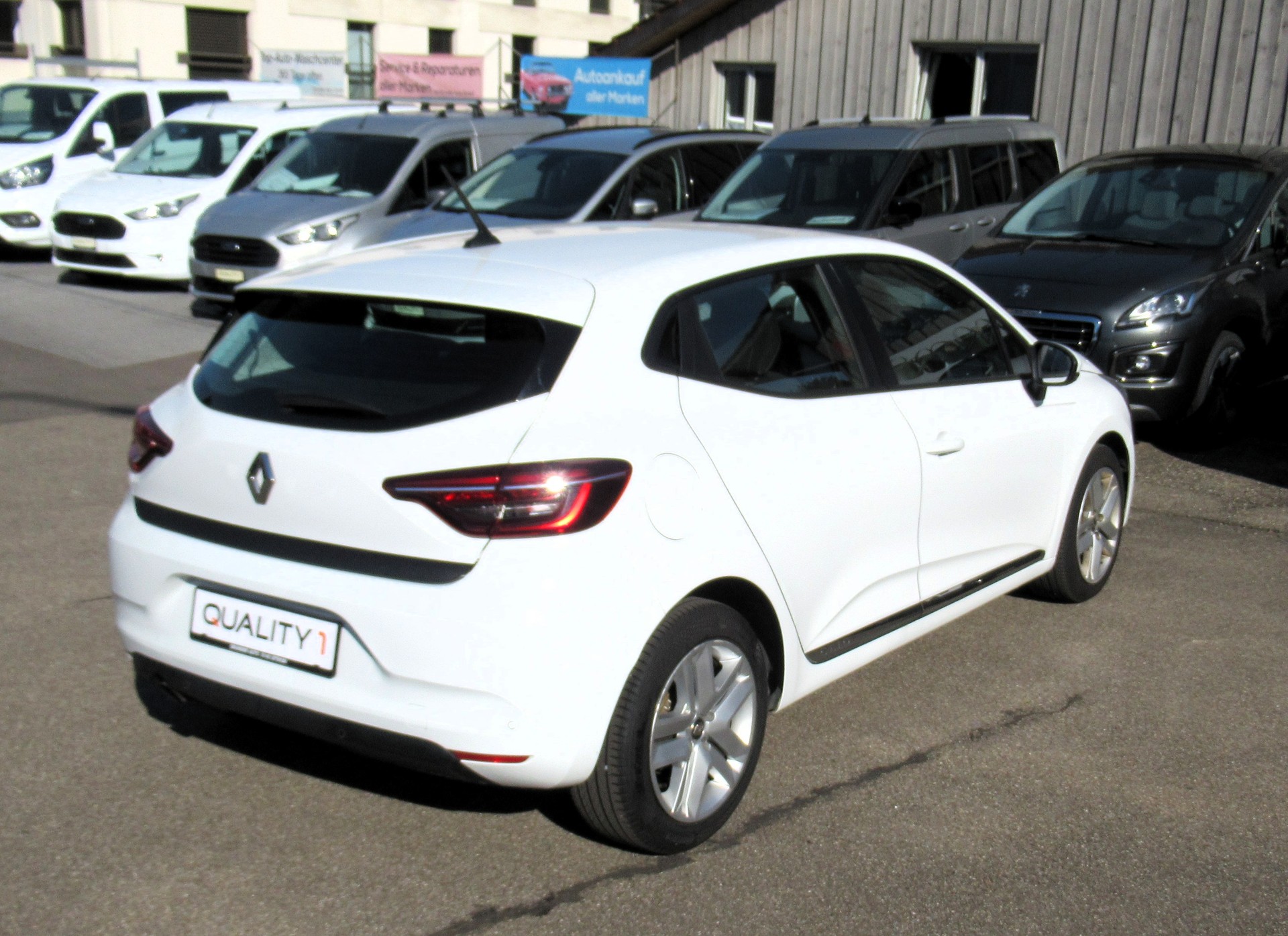 RENAULT Clio 1.0 Business-image-3