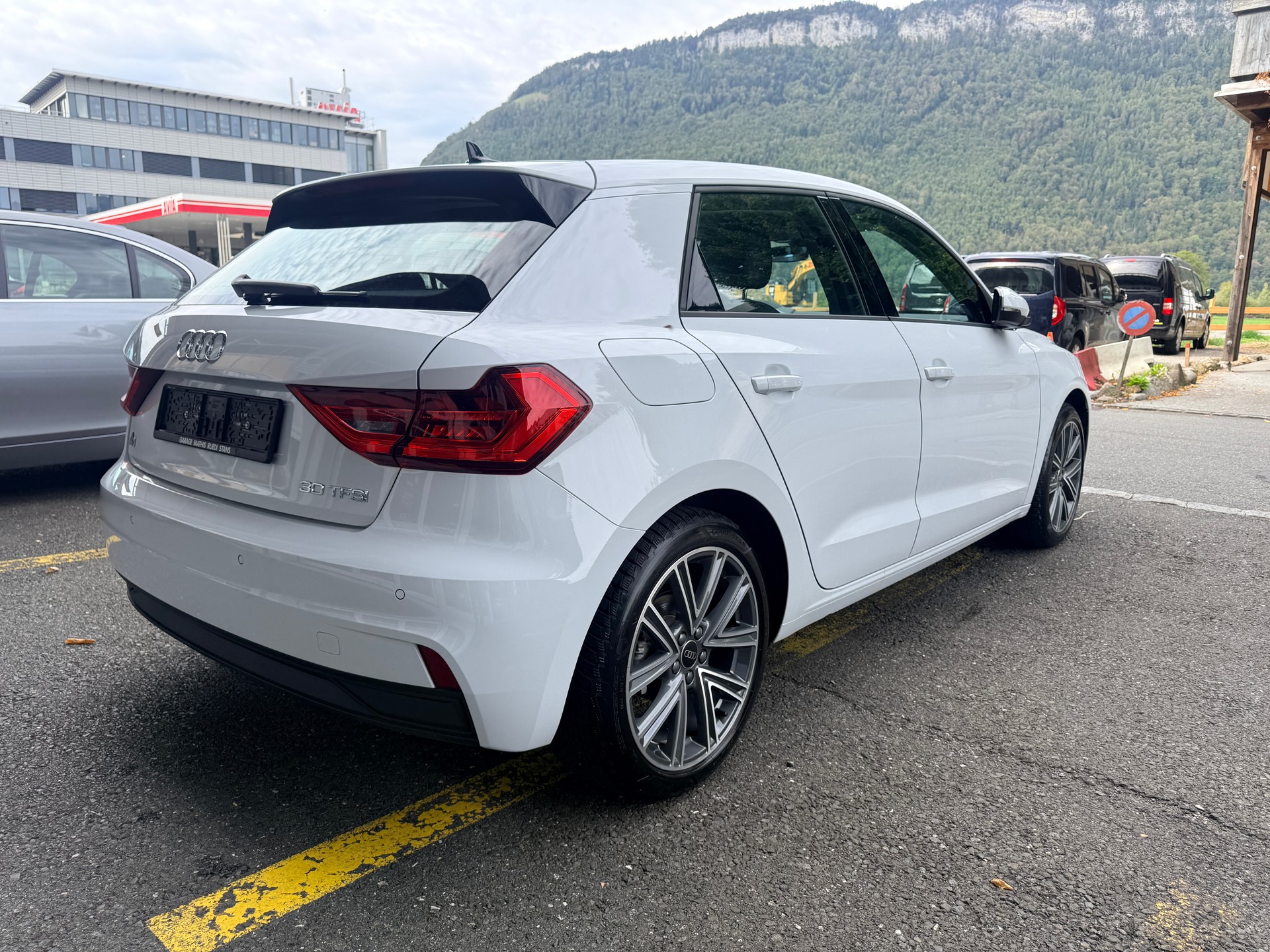 AUDI A1 Sportback 30 TFSI Attraction S-tronic 116PS CH-Fahrzeug.-image-3