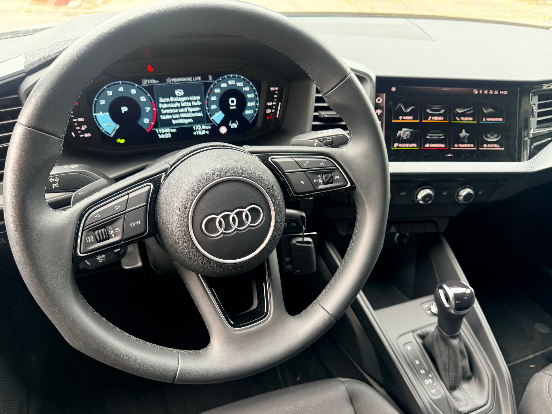 AUDI A1 Sportback 30 TFSI Attraction S-tronic 116PS CH-Fahrzeug.-image-6