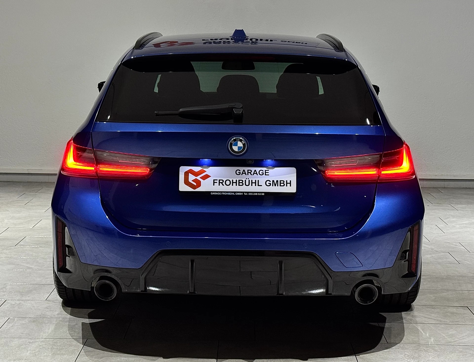 BMW 330e xDrive Steptronic M Sport-image-5