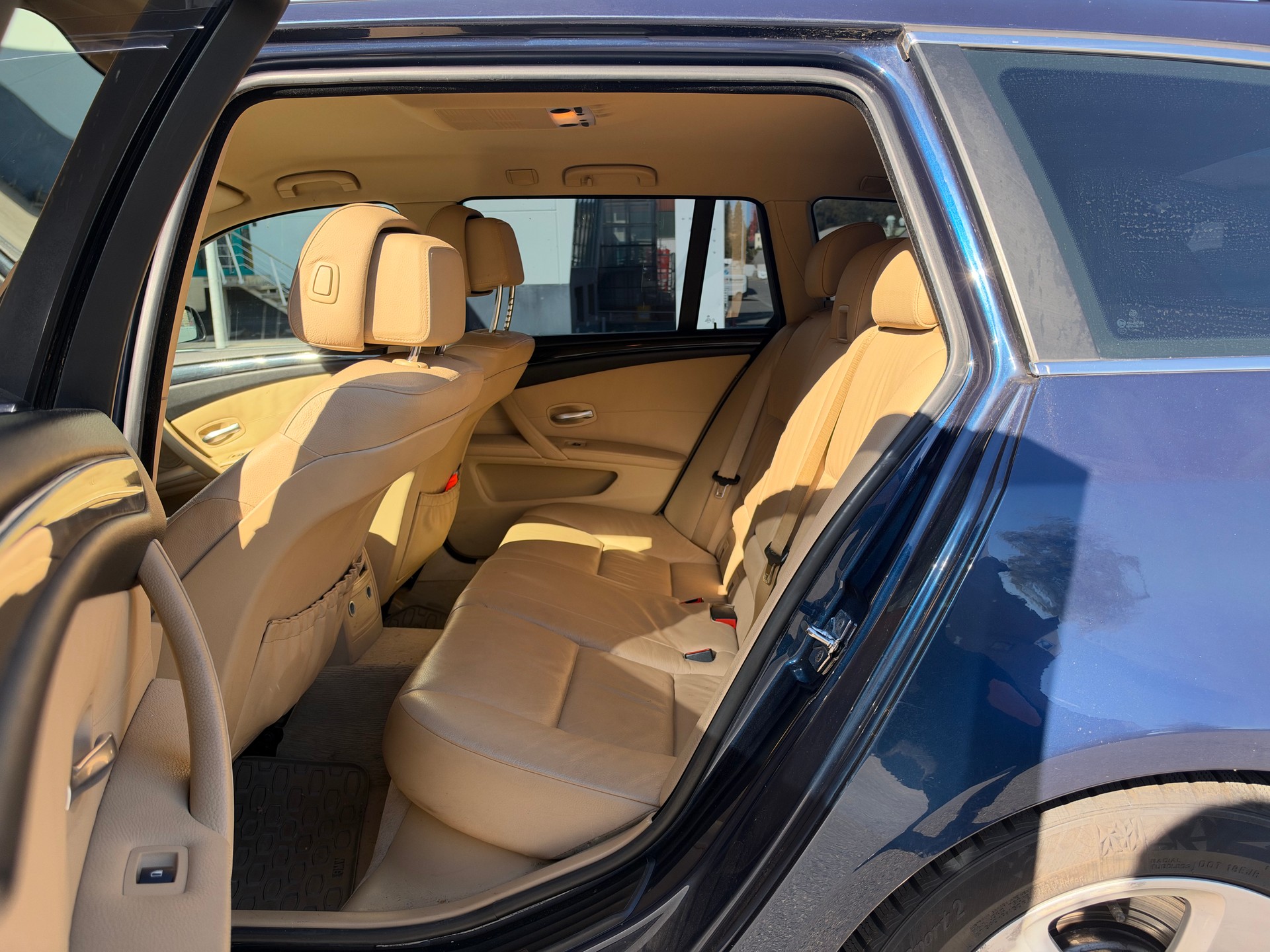 BMW 525xd Touring Steptronic-image-9