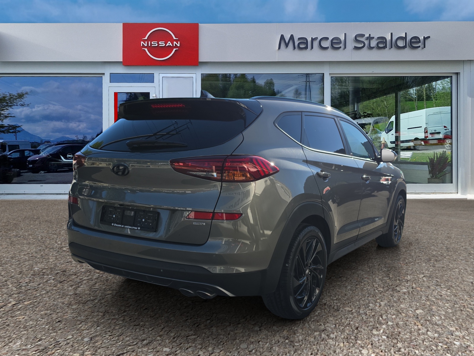 HYUNDAI Tucson 2.0 CRDI N-Line Mild Hybrid 4WD Automatic-image-3