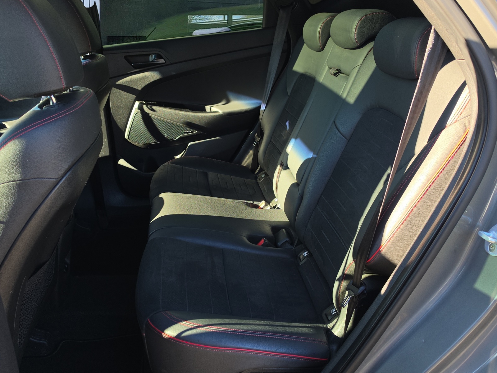 HYUNDAI Tucson 2.0 CRDI N-Line Mild Hybrid 4WD Automatic-image-11