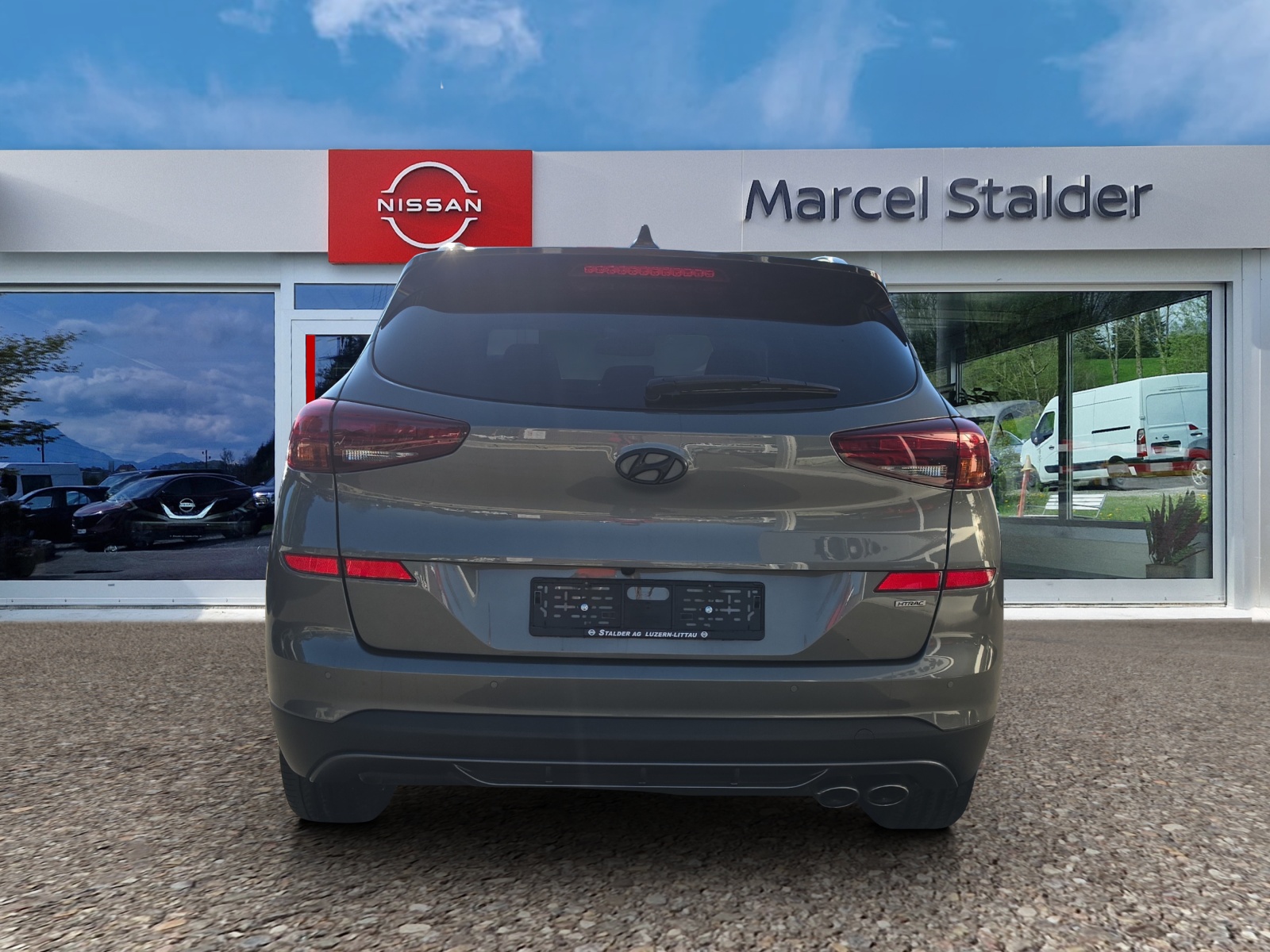 HYUNDAI Tucson 2.0 CRDI N-Line Mild Hybrid 4WD Automatic-image-2