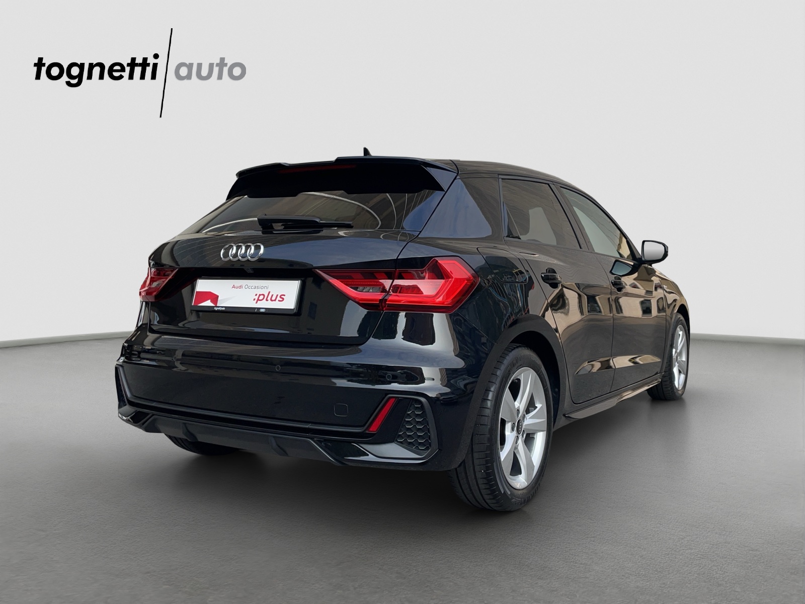 AUDI A1 Sportback 30 TFSI S Line Attraction S-tronic-image-3