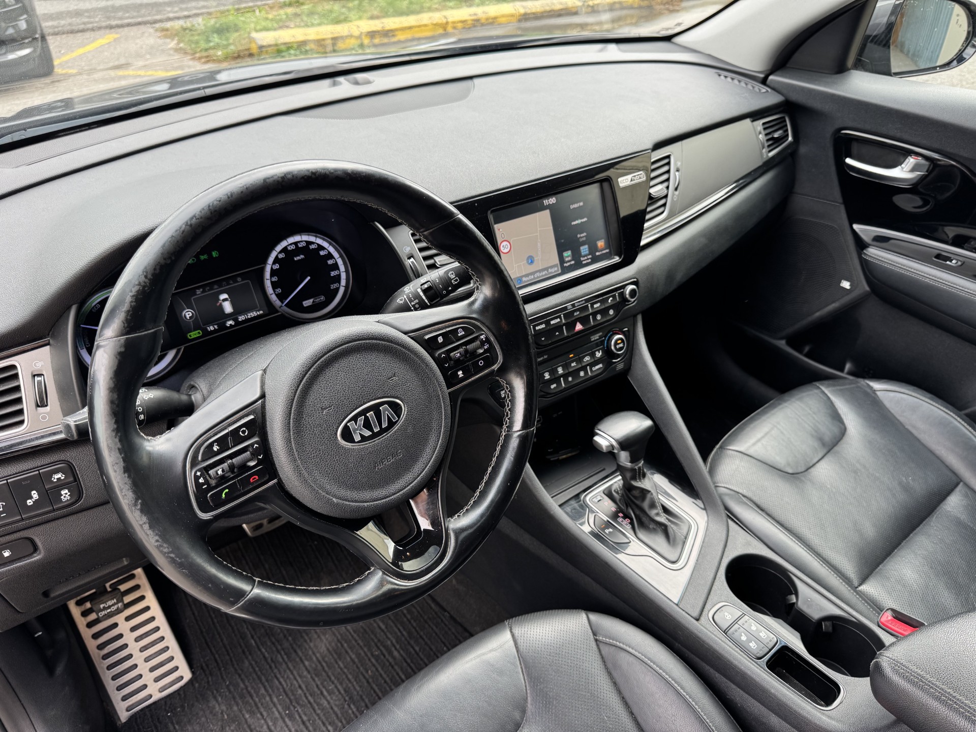 KIA Niro 1.6GDi Hybrid Style DCT-image-8