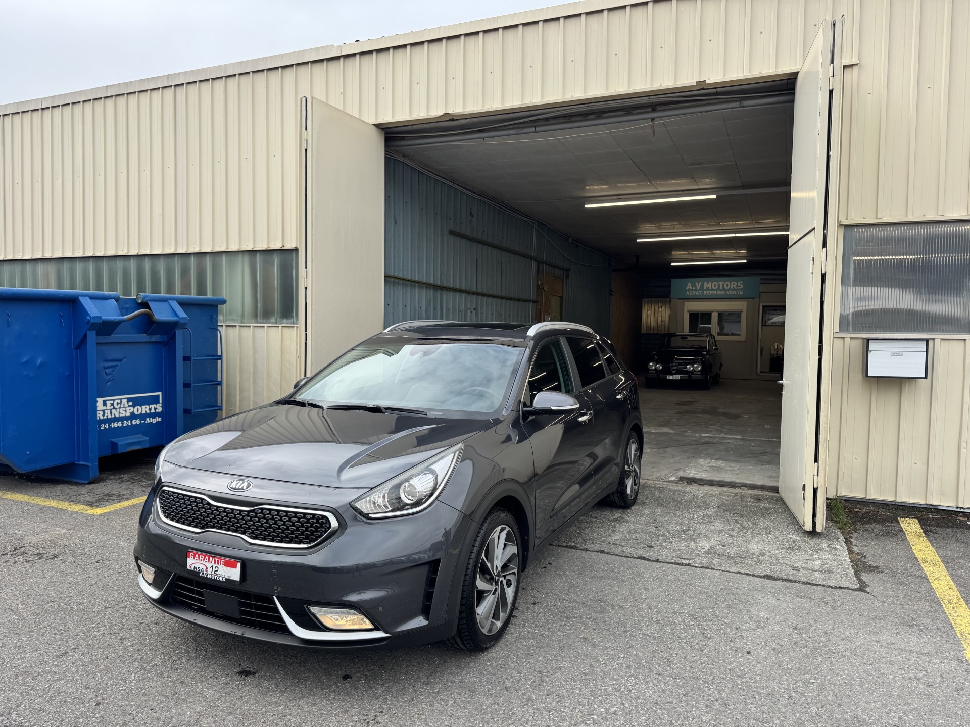 KIA Niro 1.6GDi Hybrid Style DCT-image-0