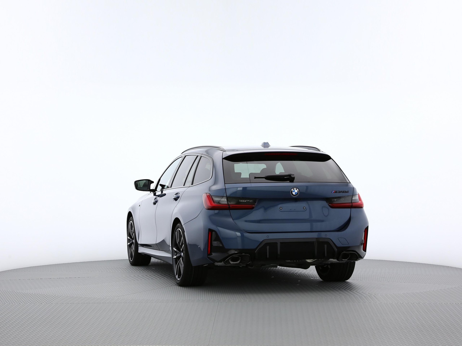 BMW 3er Reihe G21 Touring M340d xDrive-image-14