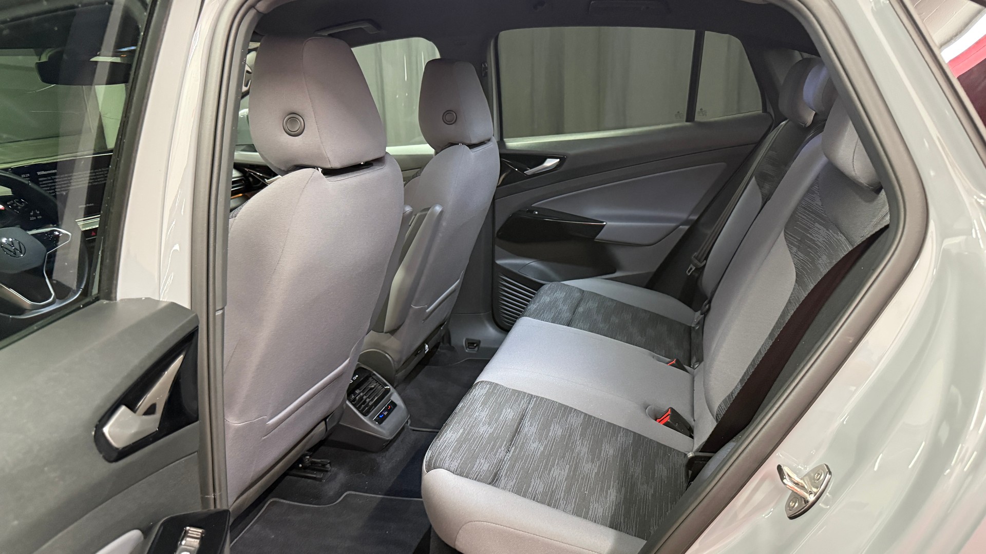 VW ID.5 Pro Performance 77 kWh-image-25