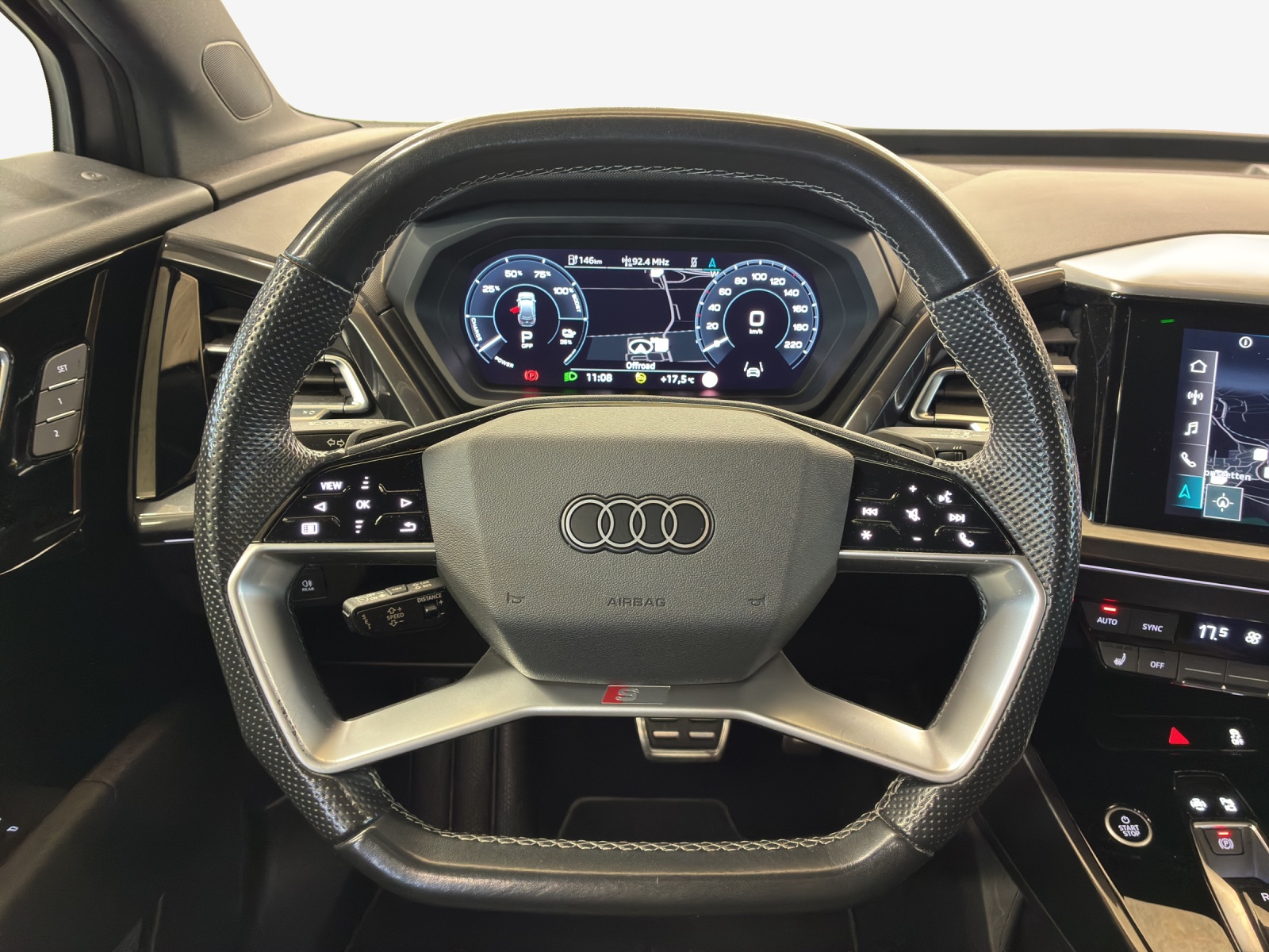 AUDI Q4 e-tron 50 quattro-image-9