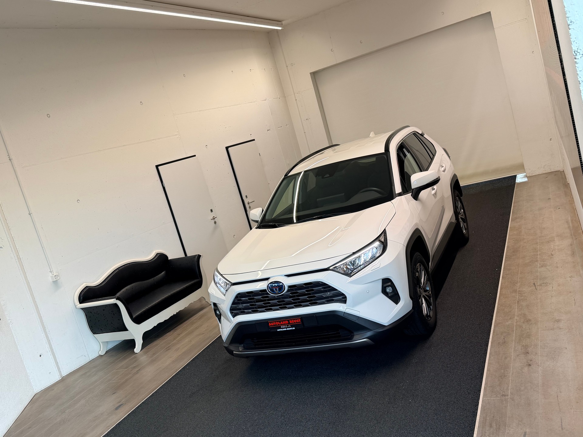 TOYOTA RAV-4 2.5 HSD Trend e-CVT 4WD-image-3