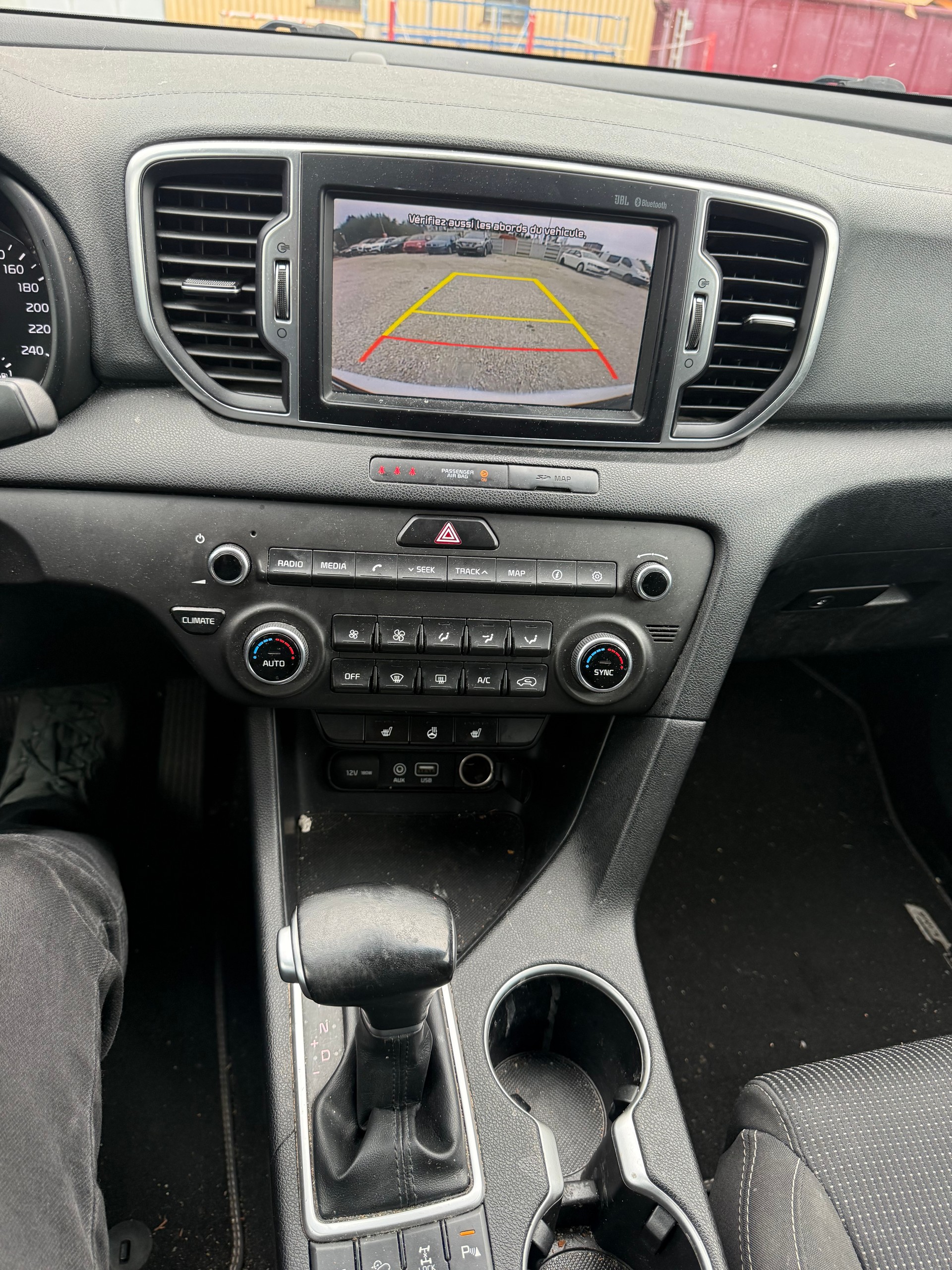 KIA Sportage 1.6 T-GDi Swiss City Line 4WD Automat-image-13