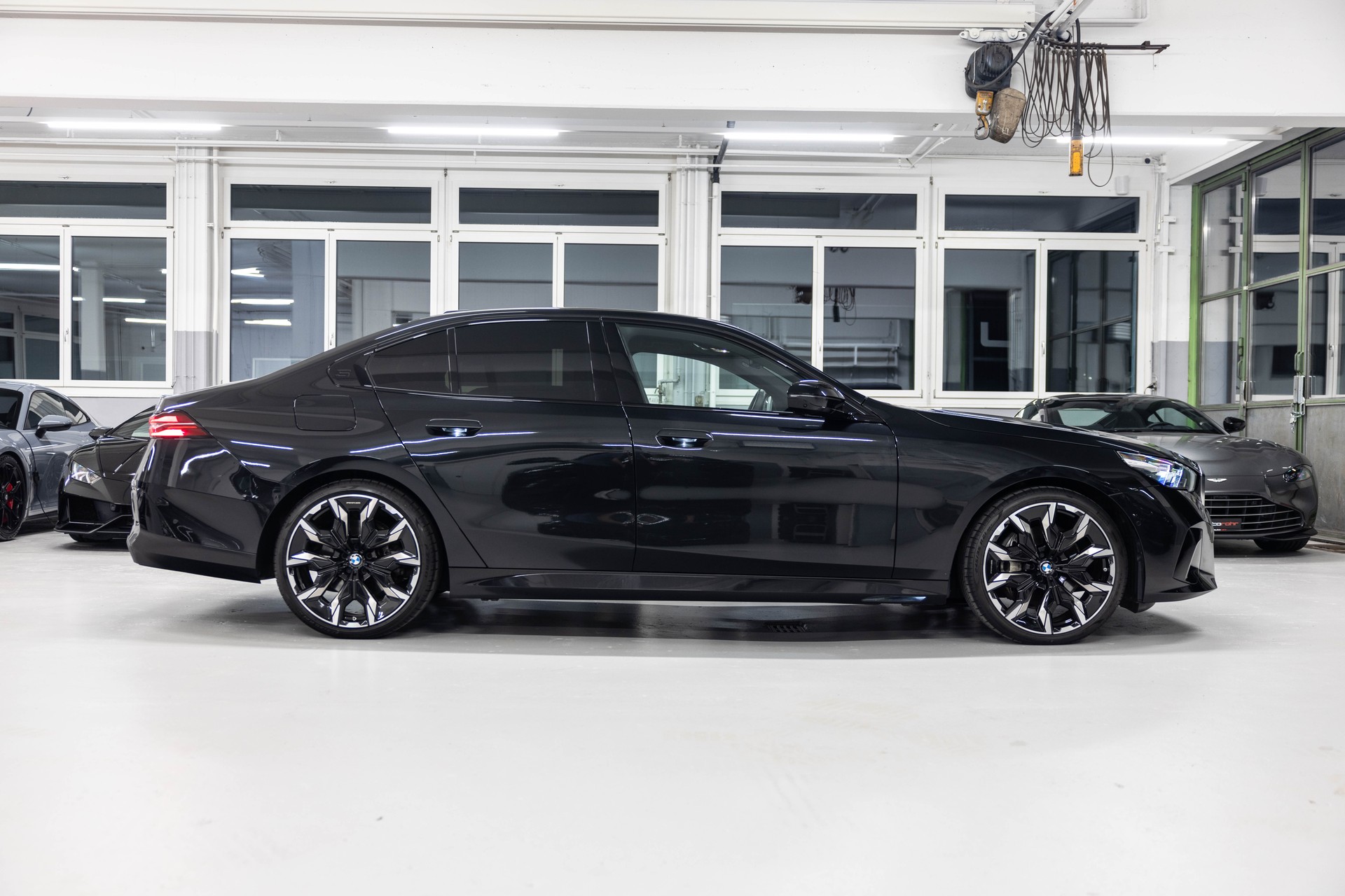 BMW 540d xDrive 48V M Sport Steptronic-image-3