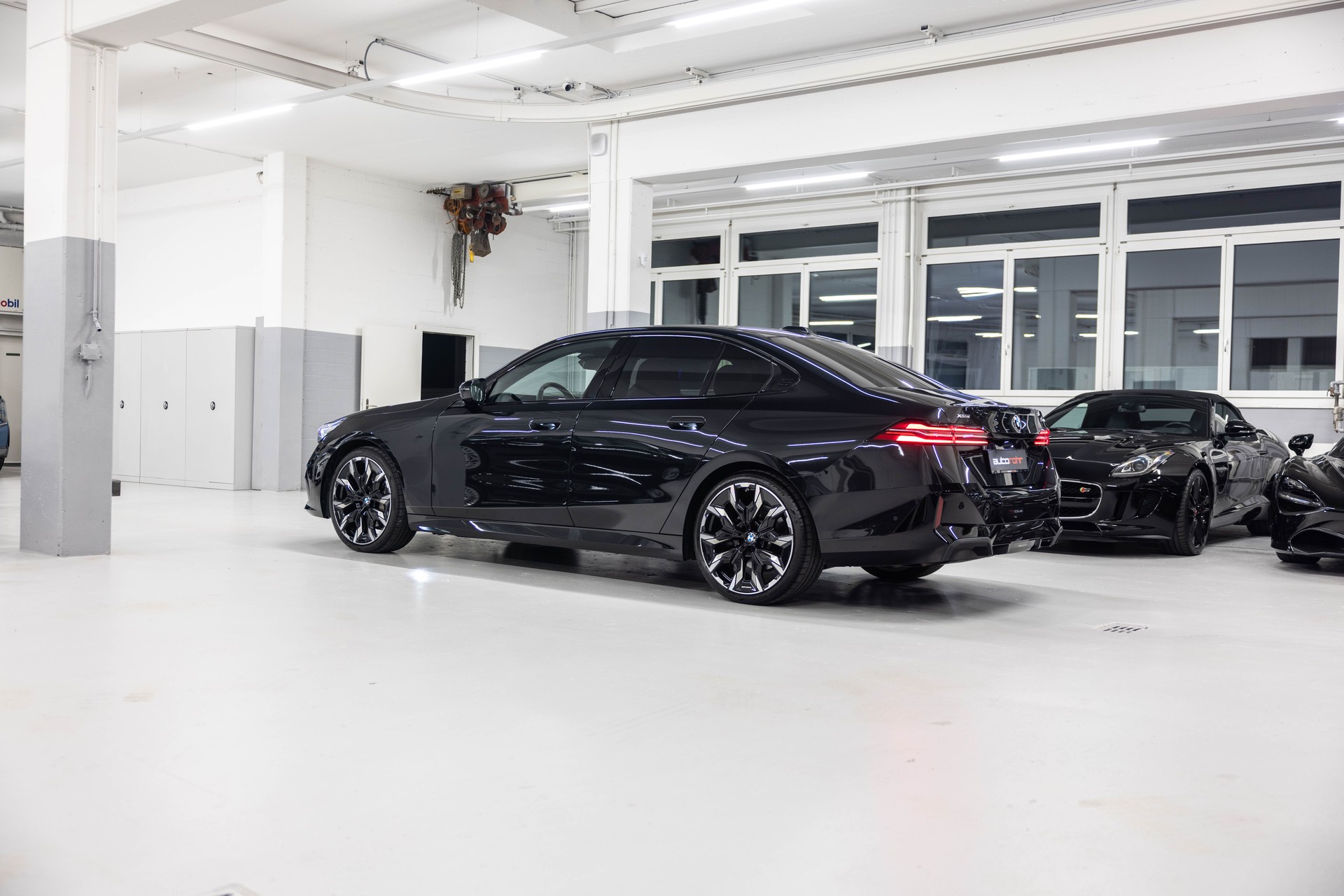 BMW 540d xDrive 48V M Sport Steptronic-image-5