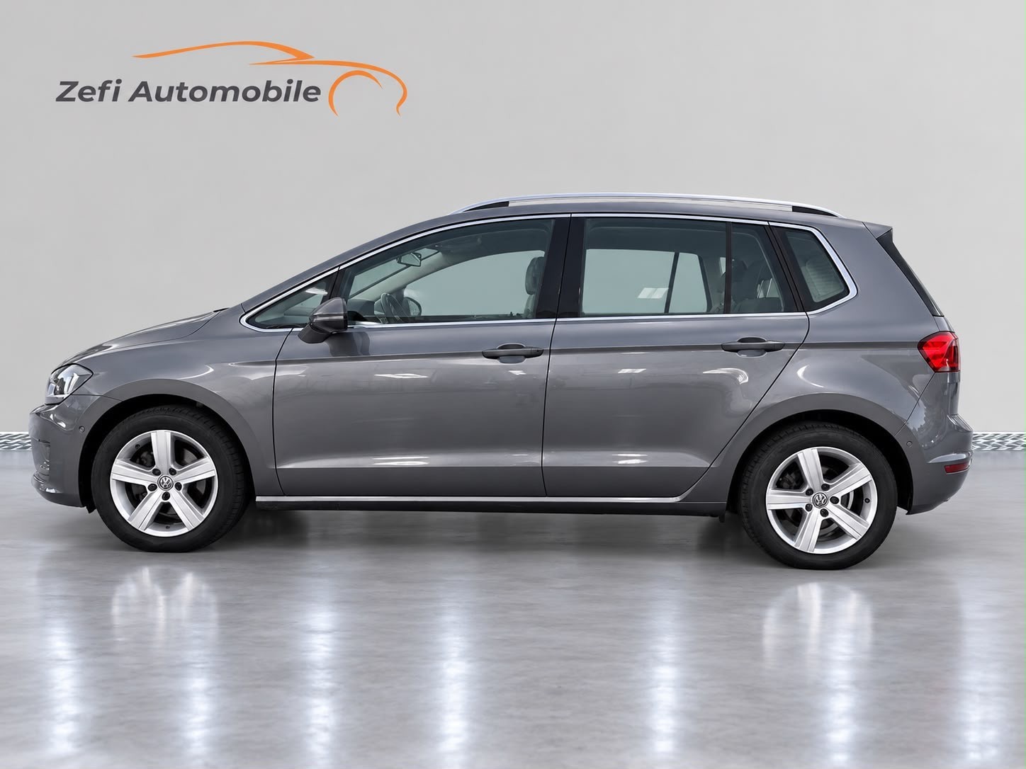 VW Golf Sportsvan 1.6 TDI Comfortline DSG-image-1