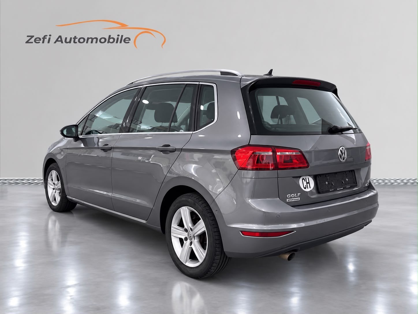 VW Golf Sportsvan 1.6 TDI Comfortline DSG-image-3