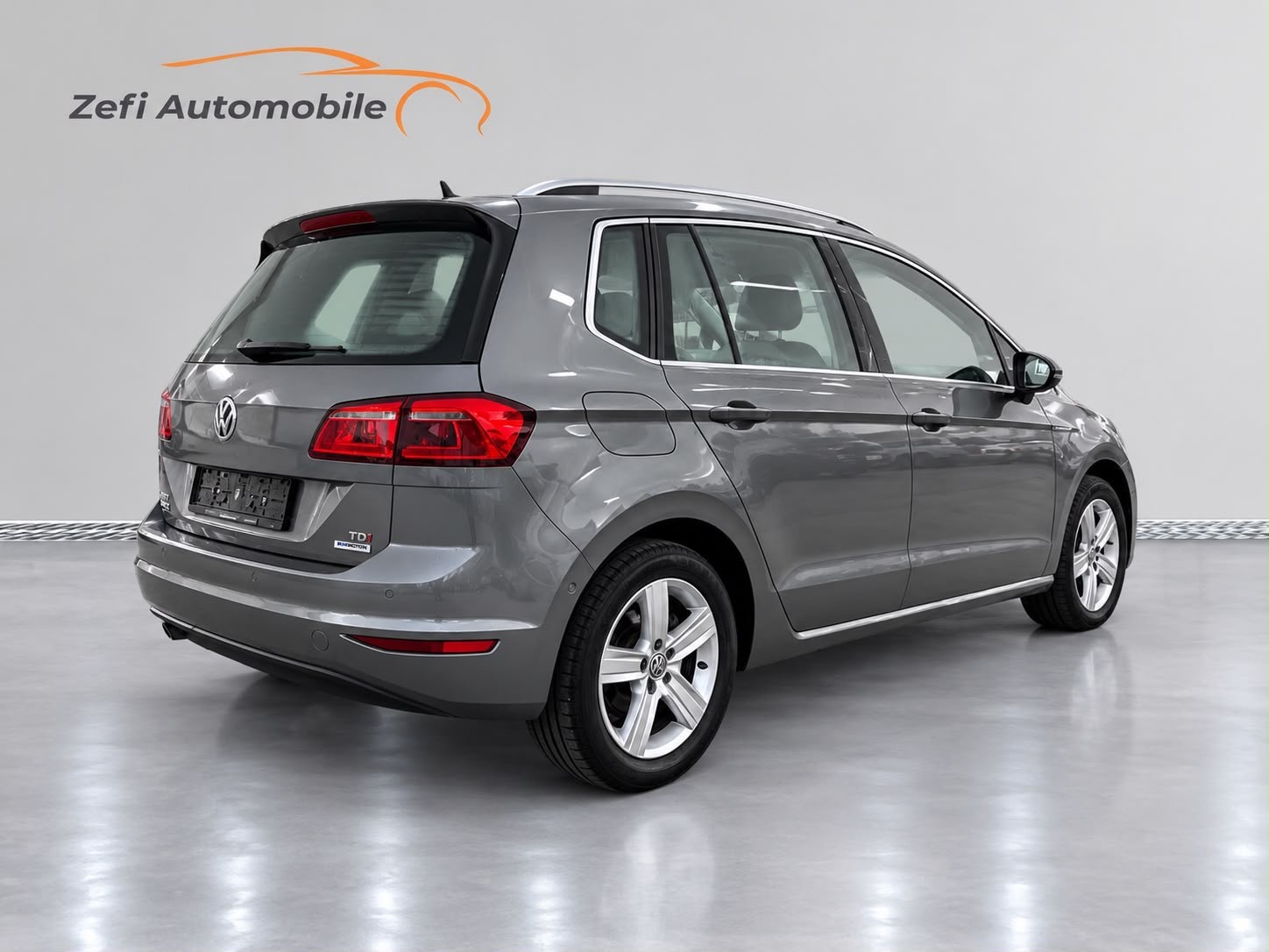 VW Golf Sportsvan 1.6 TDI Comfortline DSG-image-2