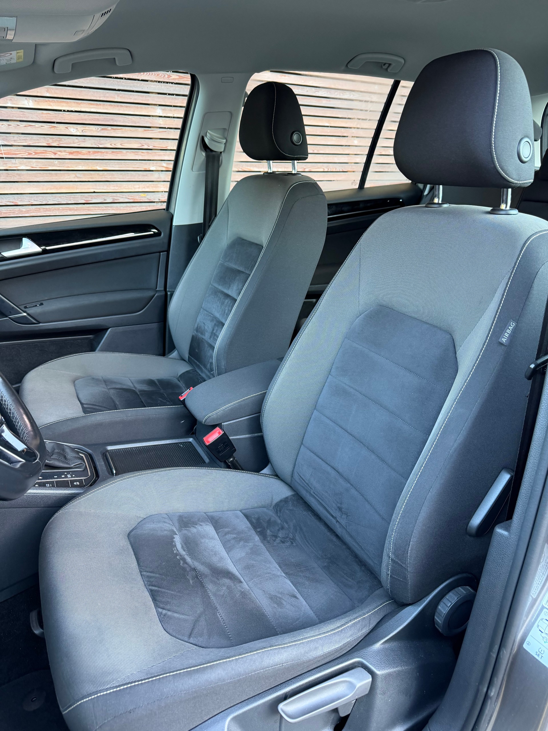 VW Golf Sportsvan 1.6 TDI Comfortline DSG-image-10