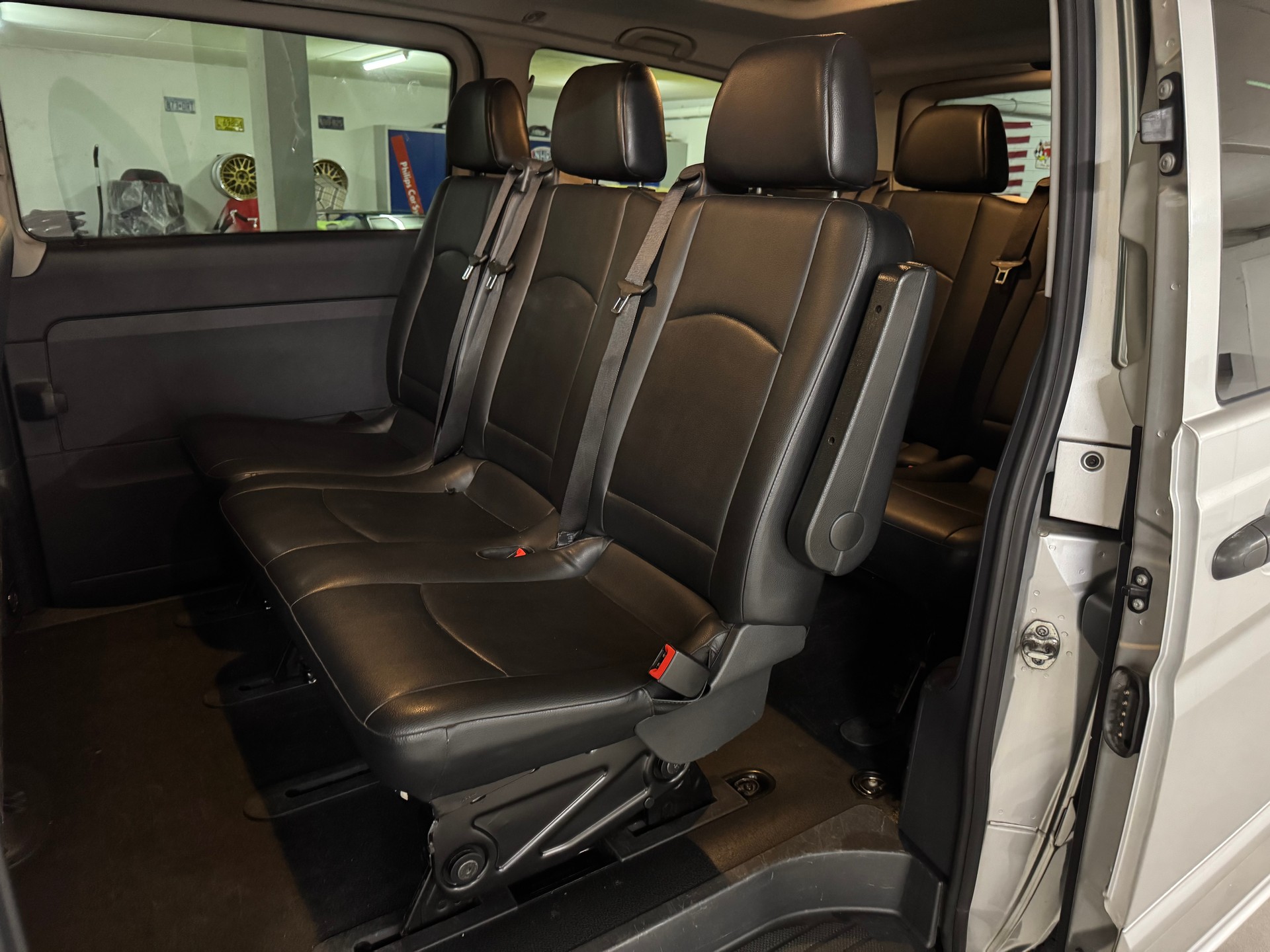 MERCEDES-BENZ Vito 116 CDI Blue Efficiency L 4Matic A 9-Platz-image-12