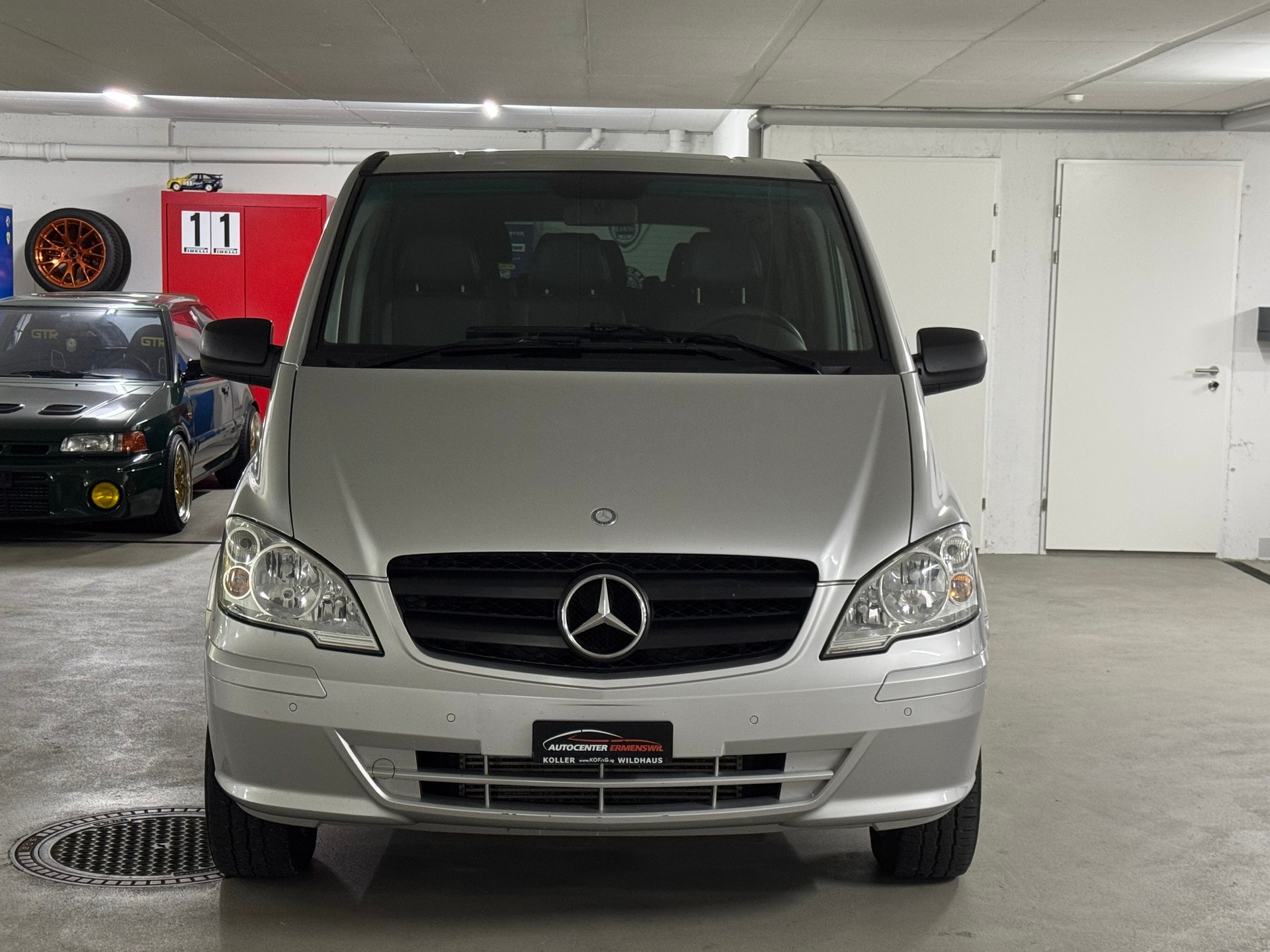 MERCEDES-BENZ Vito 116 CDI Blue Efficiency L 4Matic A 9-Platz-image-1