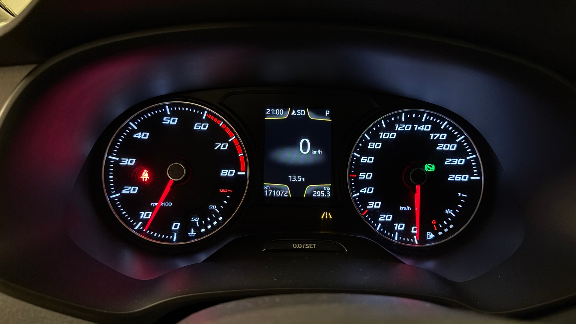 SEAT Leon ST 1.8 TSI FR DSG-image-11