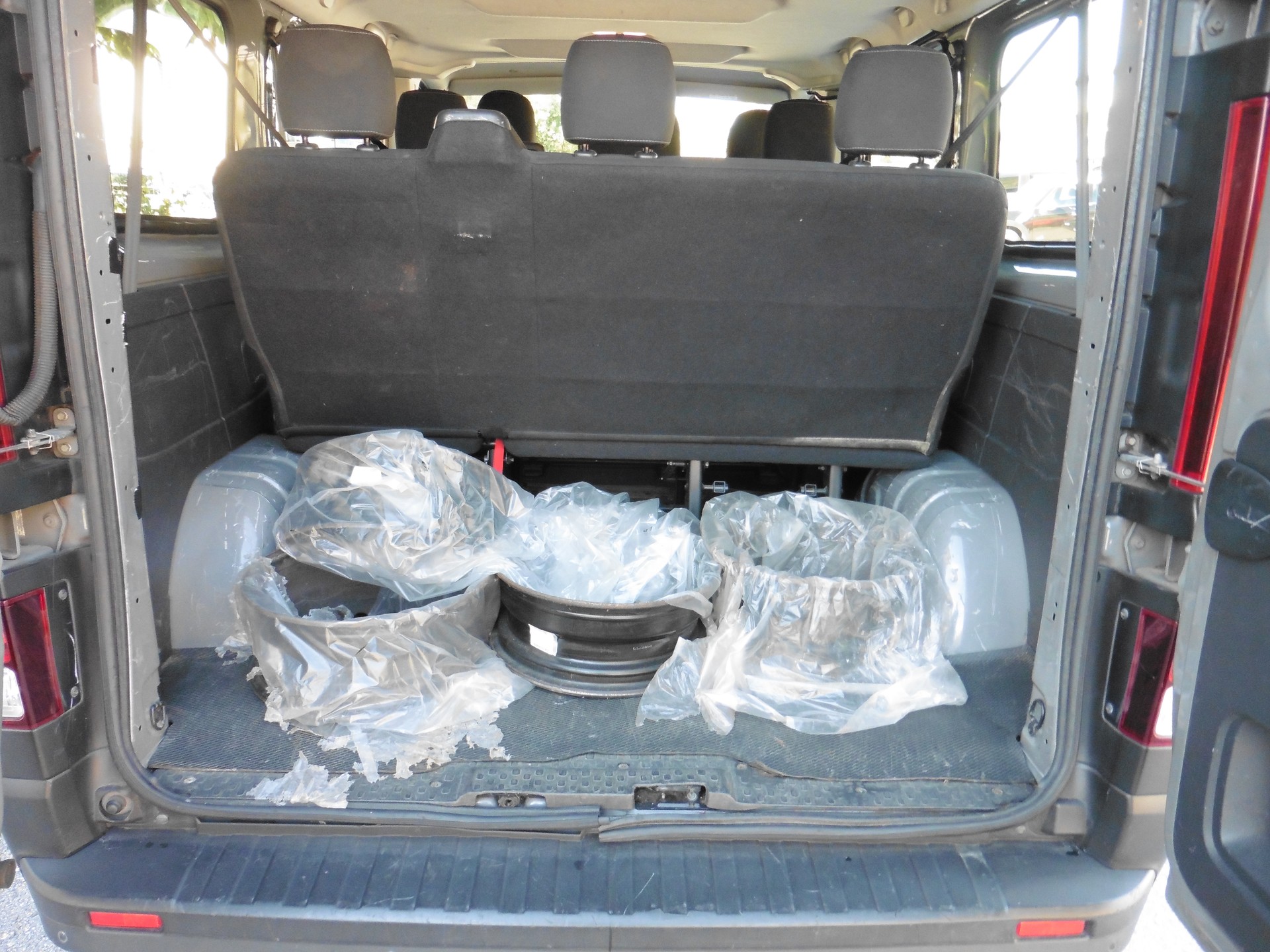 OPEL Vivaro 1.6 CDTI 2.7t L1H1-image-16