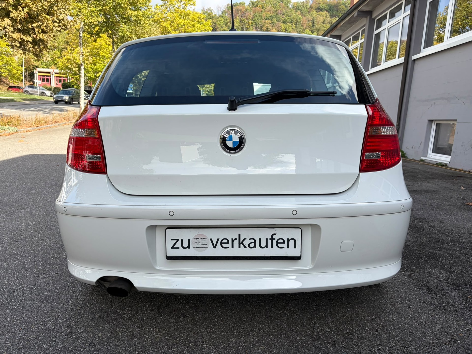 BMW 116i-image-4