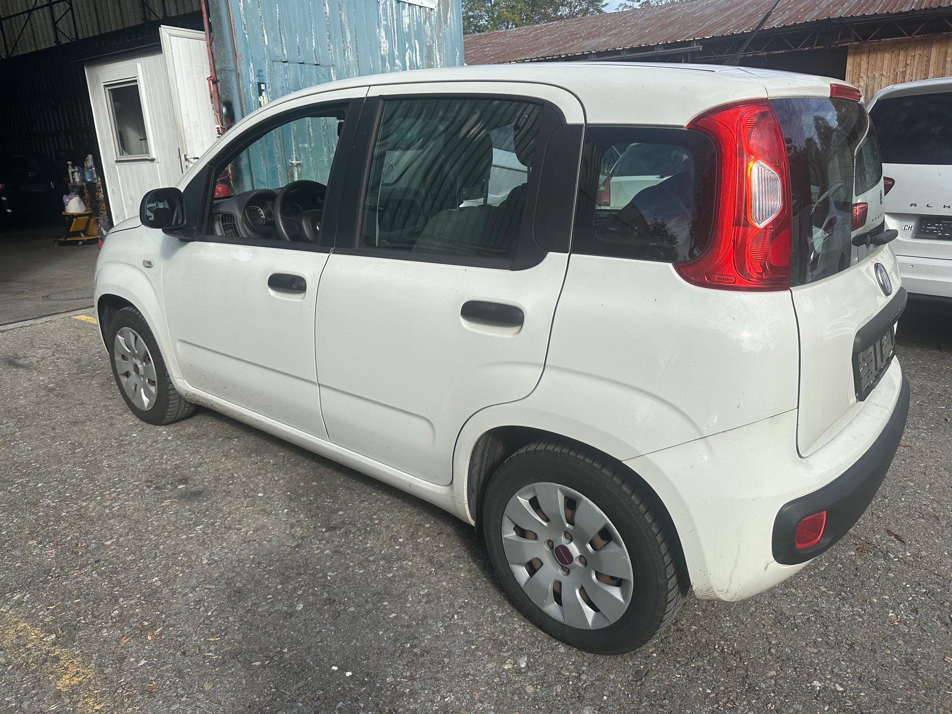 FIAT Panda 1.2 Lounge-image-3