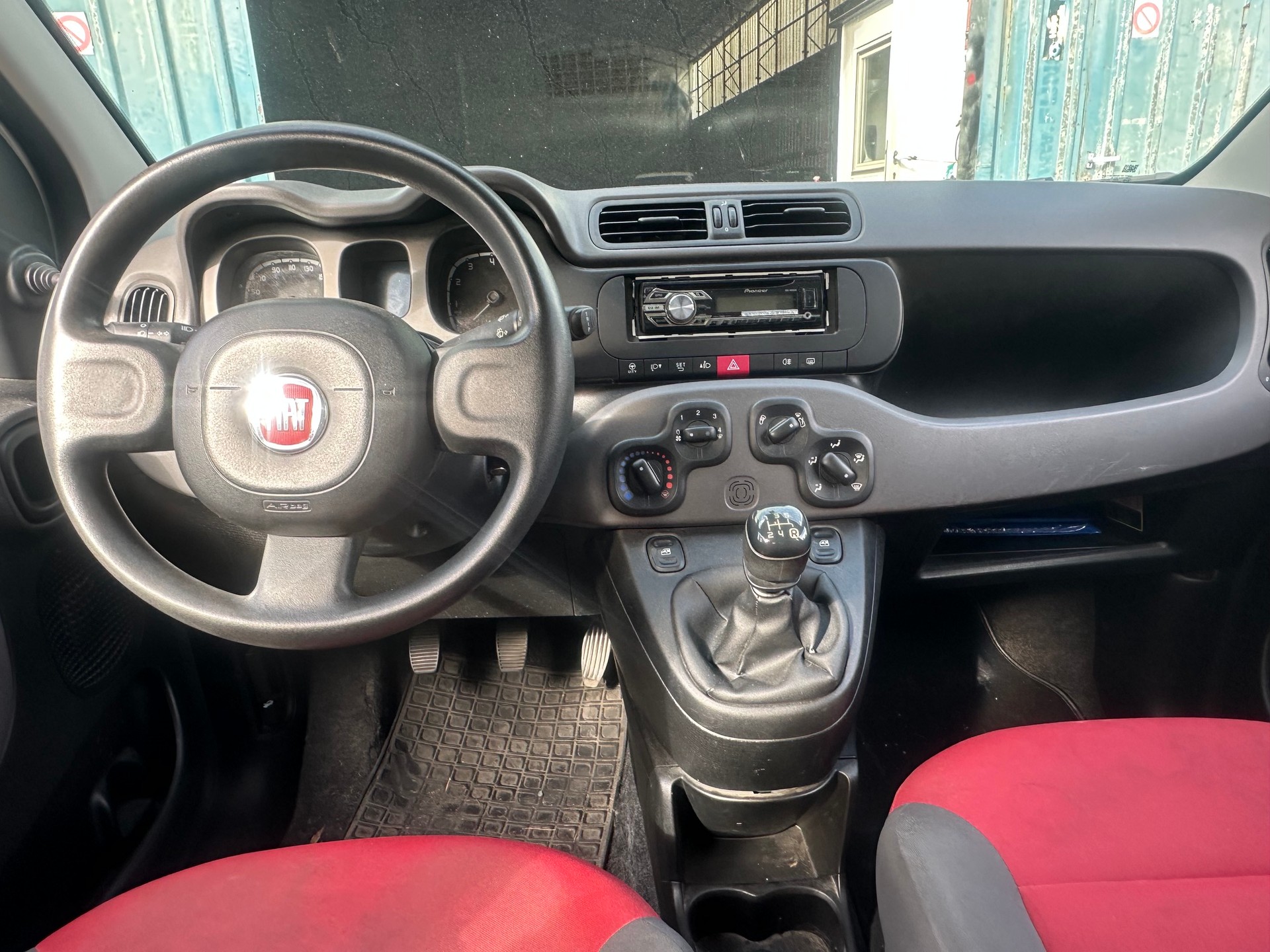 FIAT Panda 1.2 Lounge-image-10