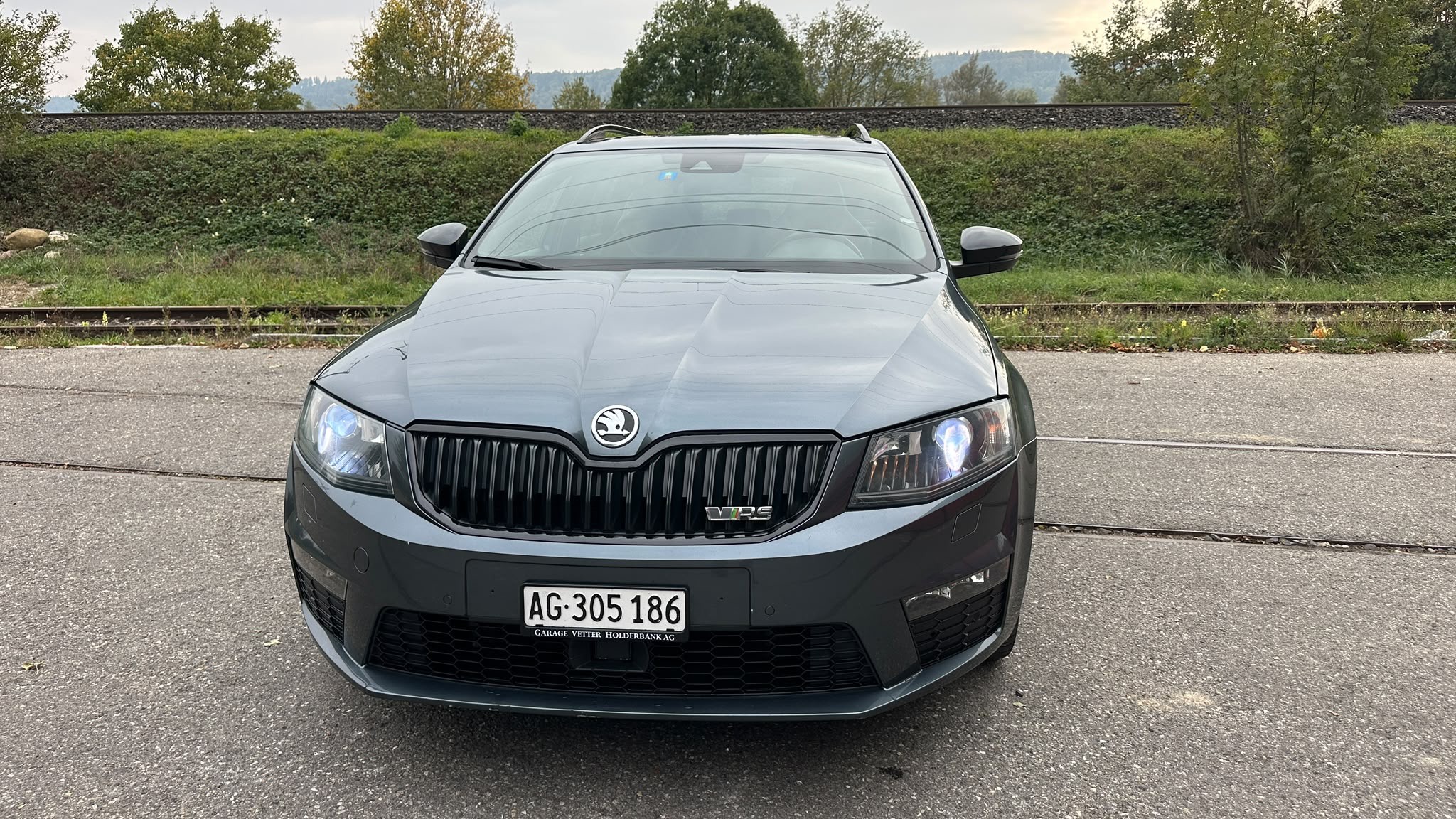 Car photo
