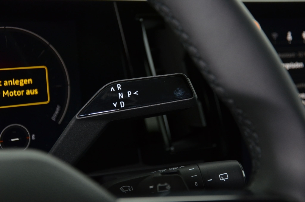 RENAULT Megane E-Tech EV60 *TECHNO*-image-25