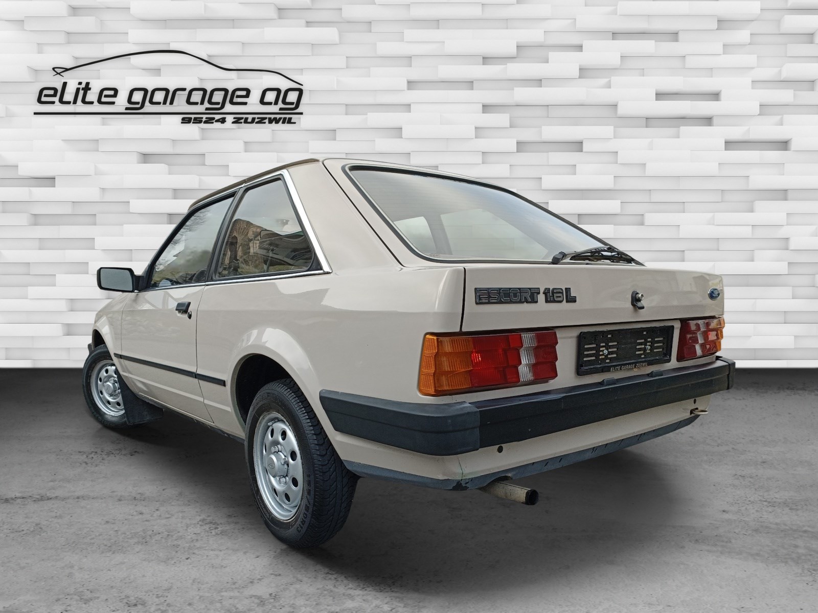 FORD Escort 1600 L-image-7