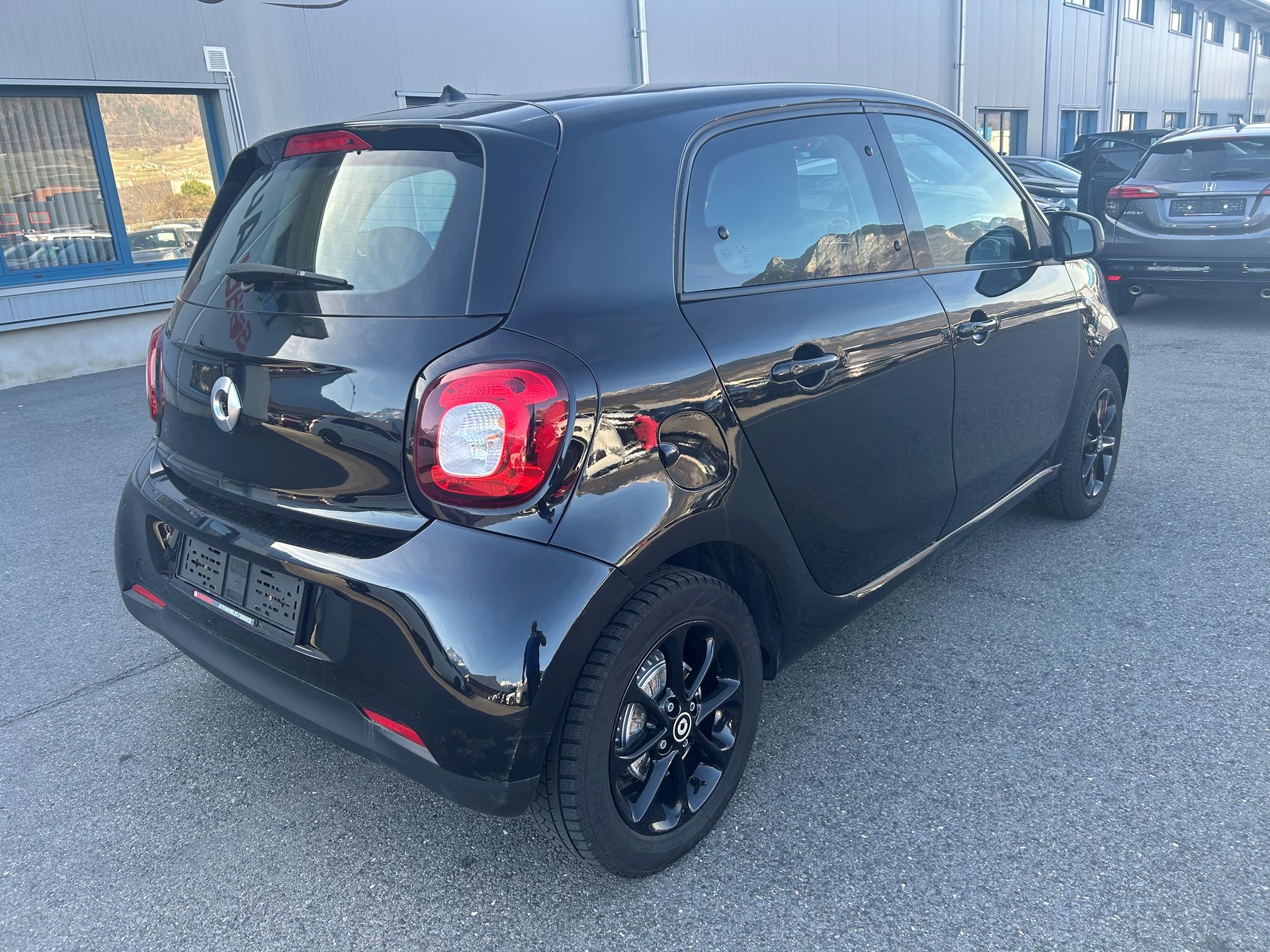 SMART forfour twinamic-showroom-element-3