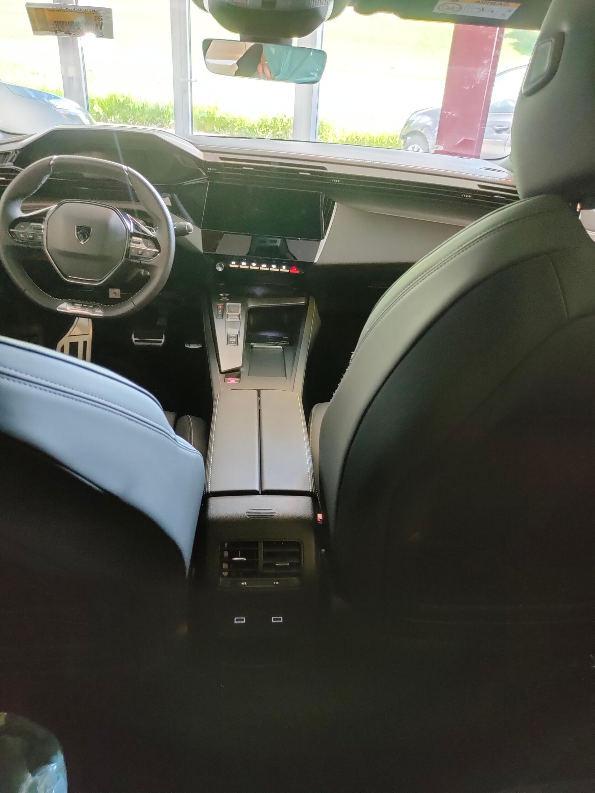 PEUGEOT 408 1.6 PHEV 225 GT-image-5