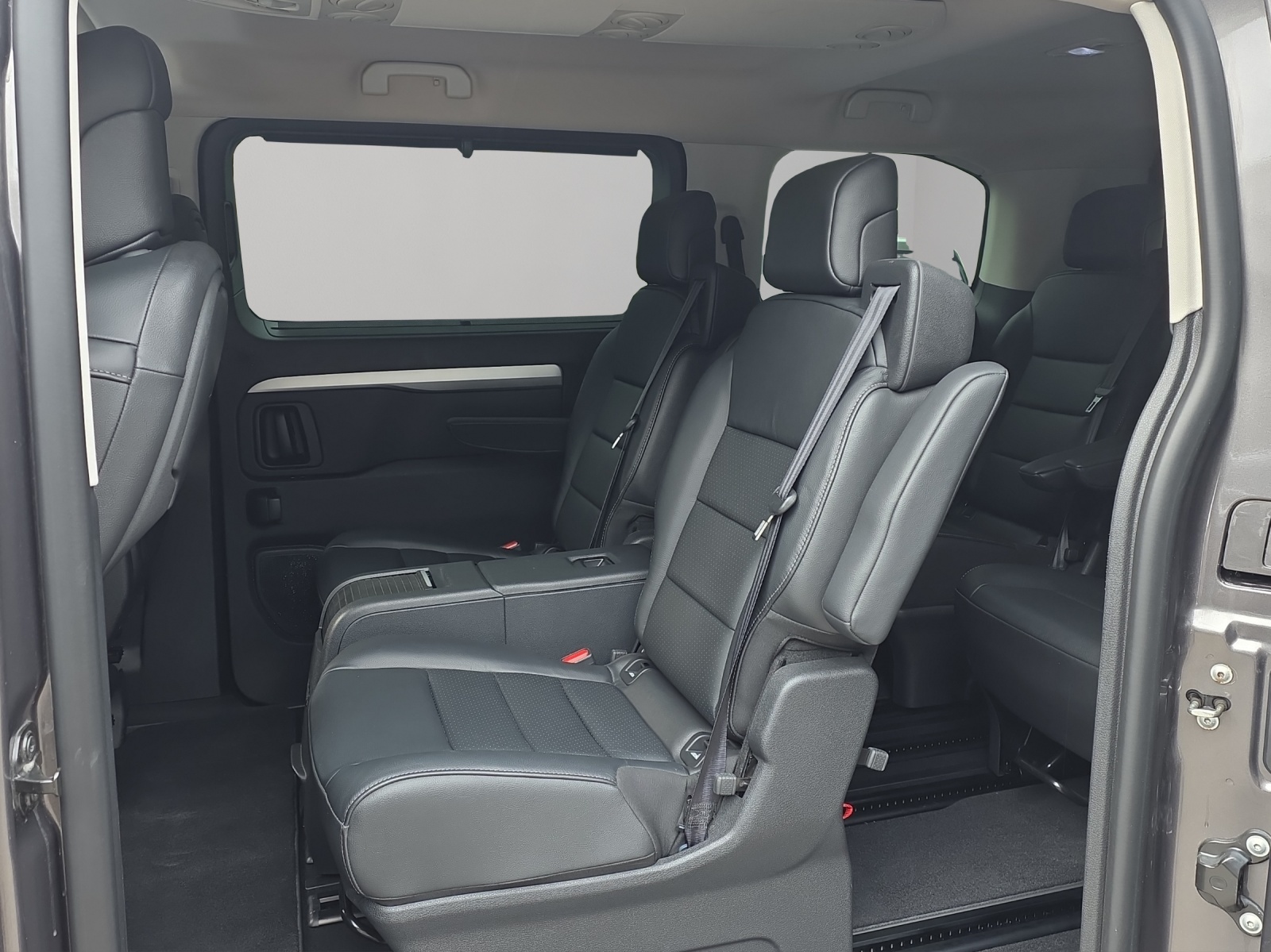 CITROEN Spacetourer Elektro Business Lounge 75 M-image-8
