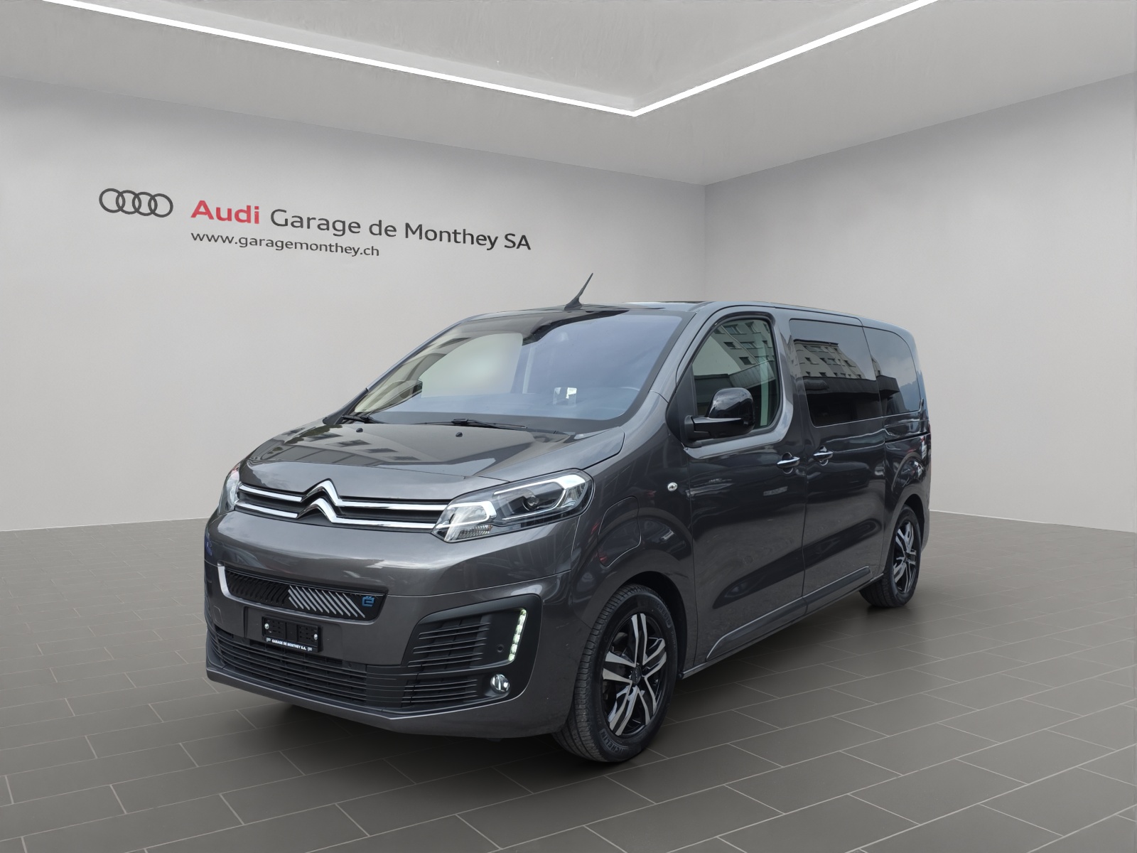 CITROEN Spacetourer Elektro Business Lounge 75 M-image-0