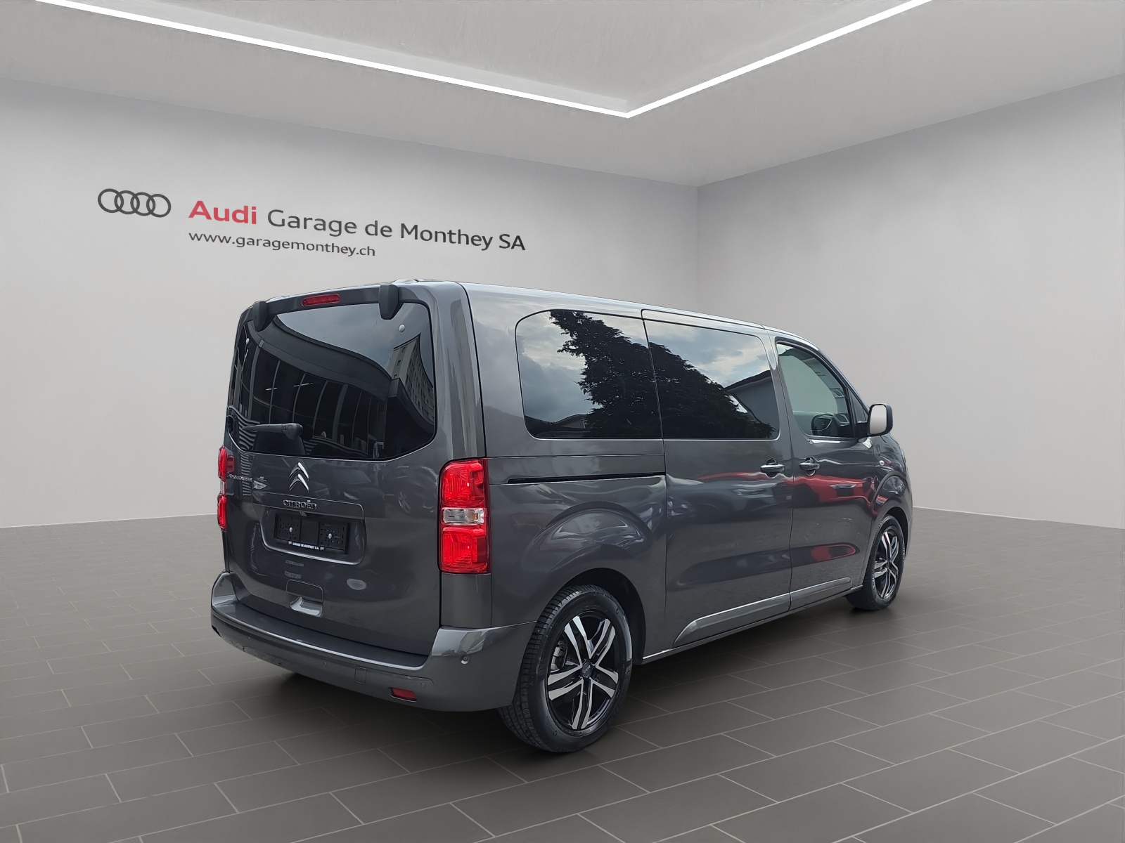 CITROEN Spacetourer Elektro Business Lounge 75 M-image-3