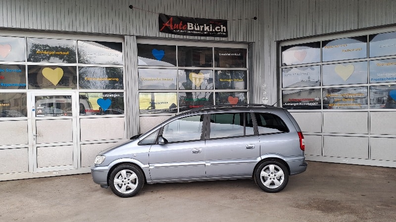 OPEL Zafira 2.2i 16V Elegance-image-1