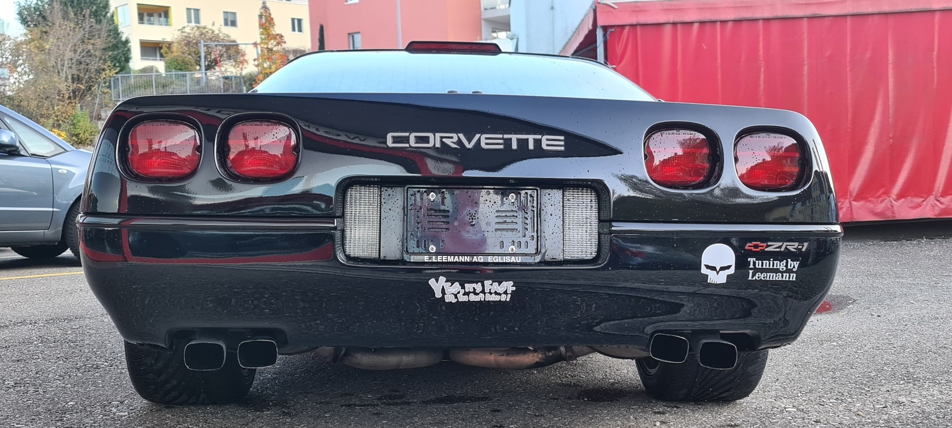 CHEVROLET ZR1  Seltene 1992 Black in Black 50. Stück-showroom-element-2