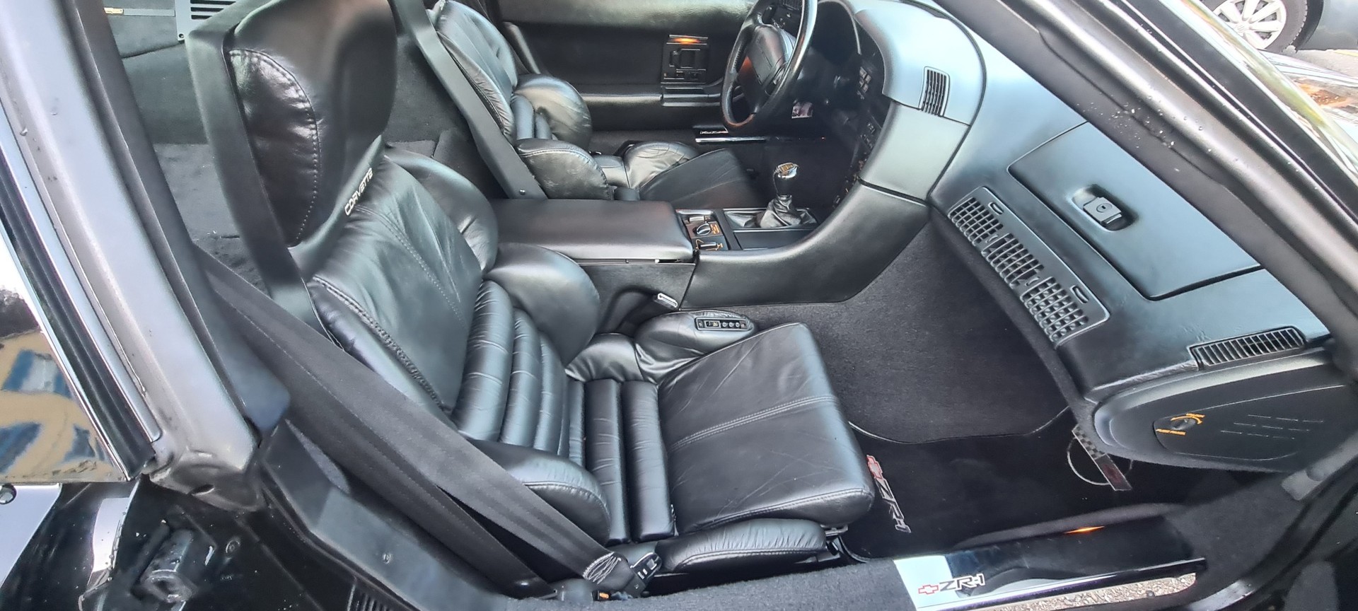 CHEVROLET ZR1 Seltene 1992 Black in Black 50. Stück-image-7